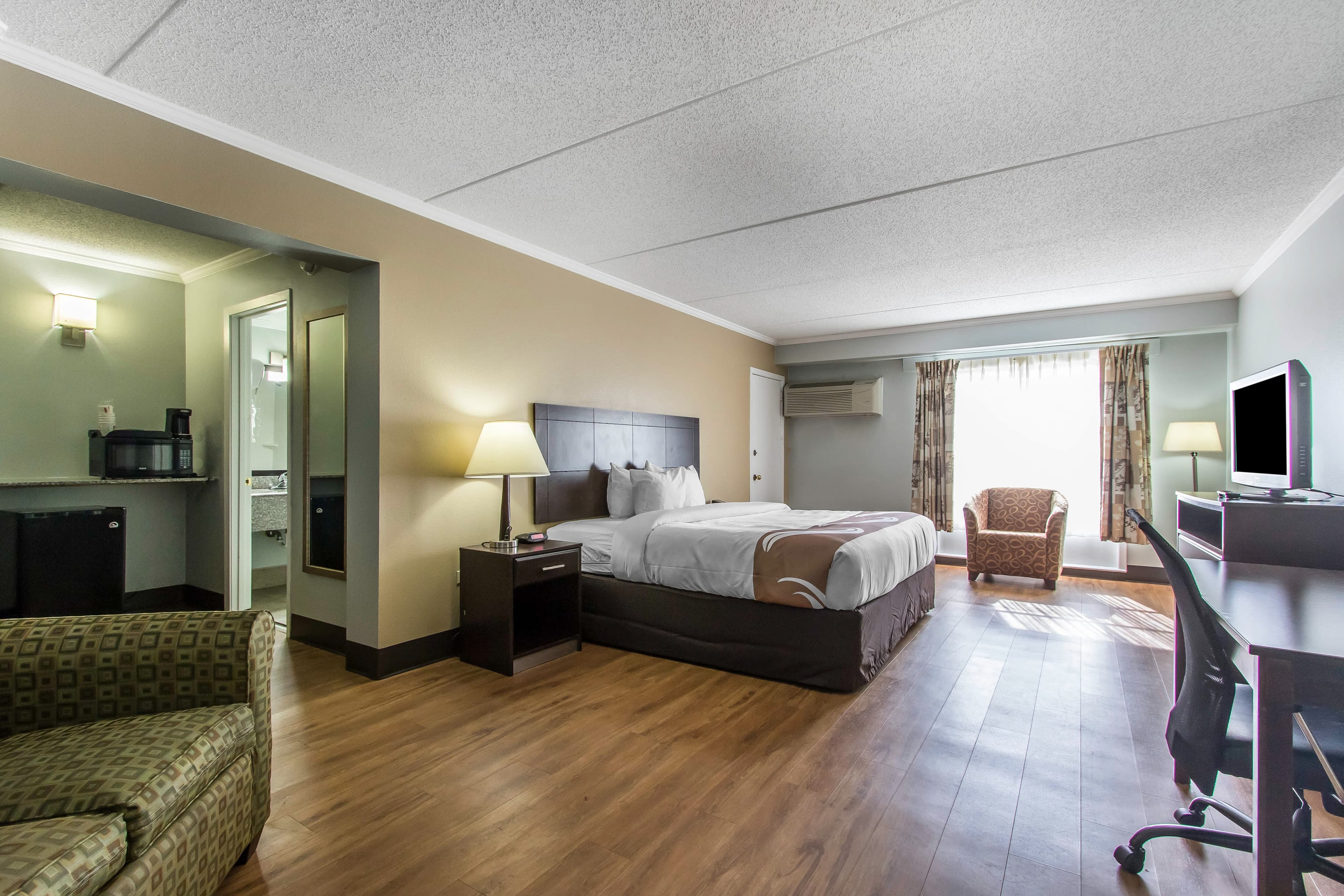Quality Inn Downtown Historic District — 16