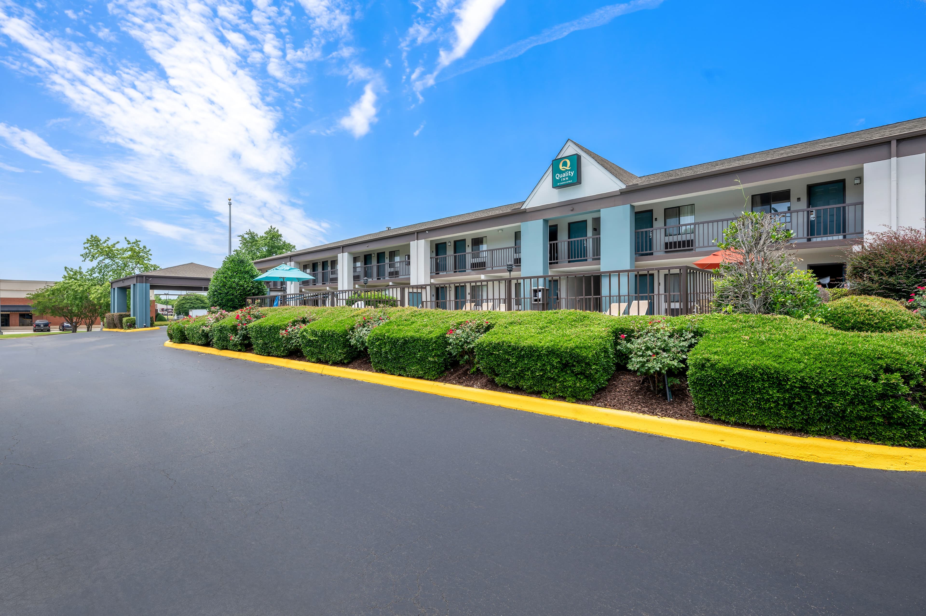Quality Inn Pelham I-65 exit 246 - Image 1