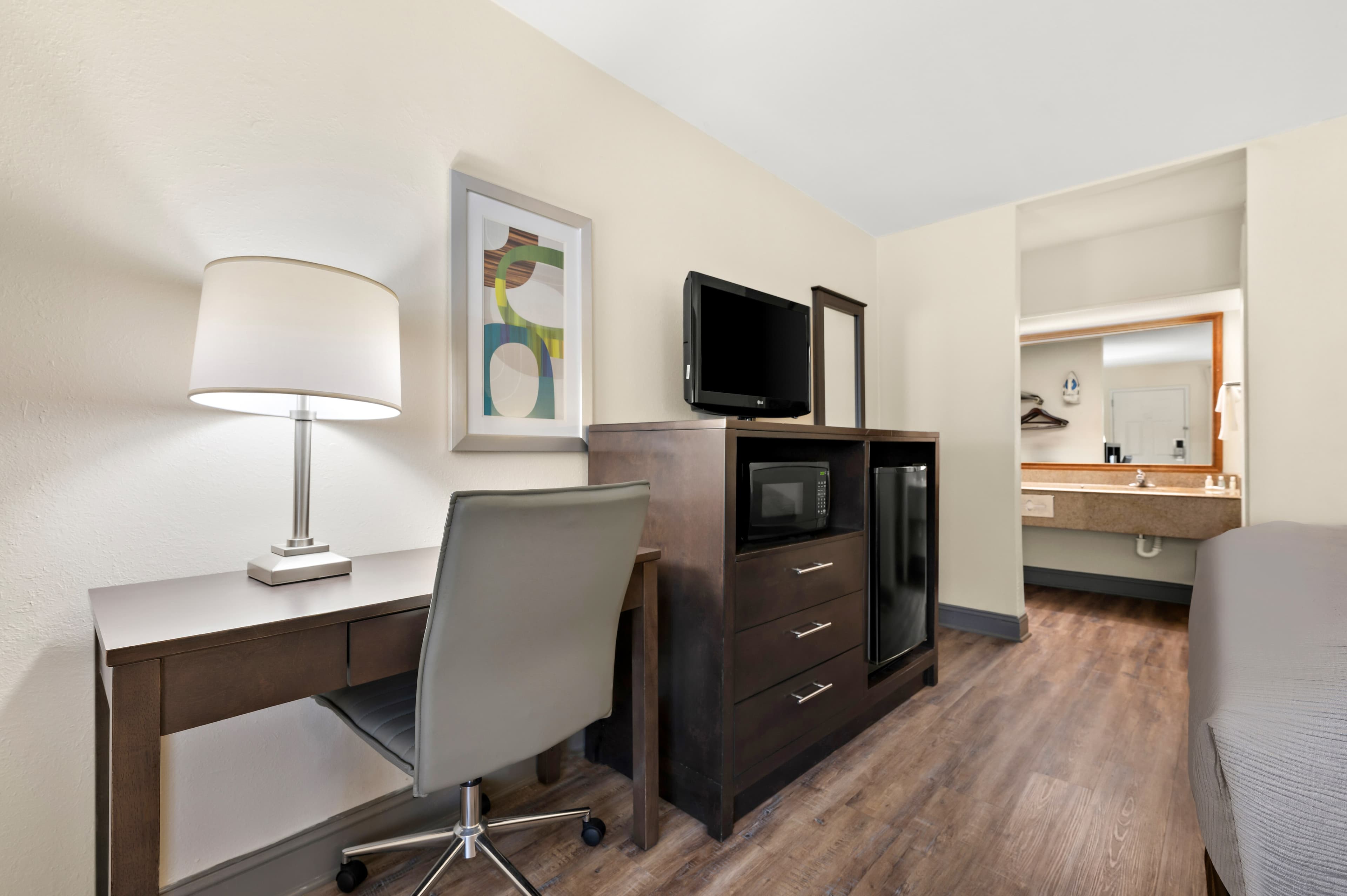Quality Inn Pelham I-65 exit 246 — 9