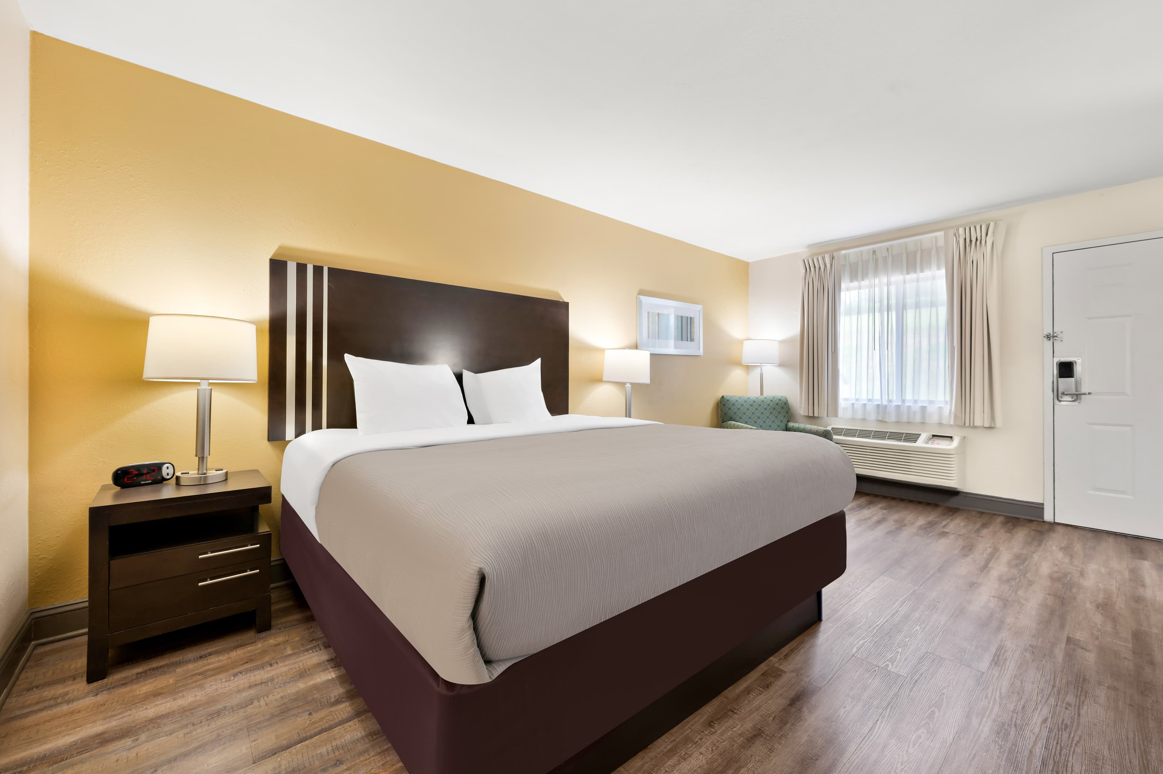 Quality Inn Pelham I-65 exit 246 — 10