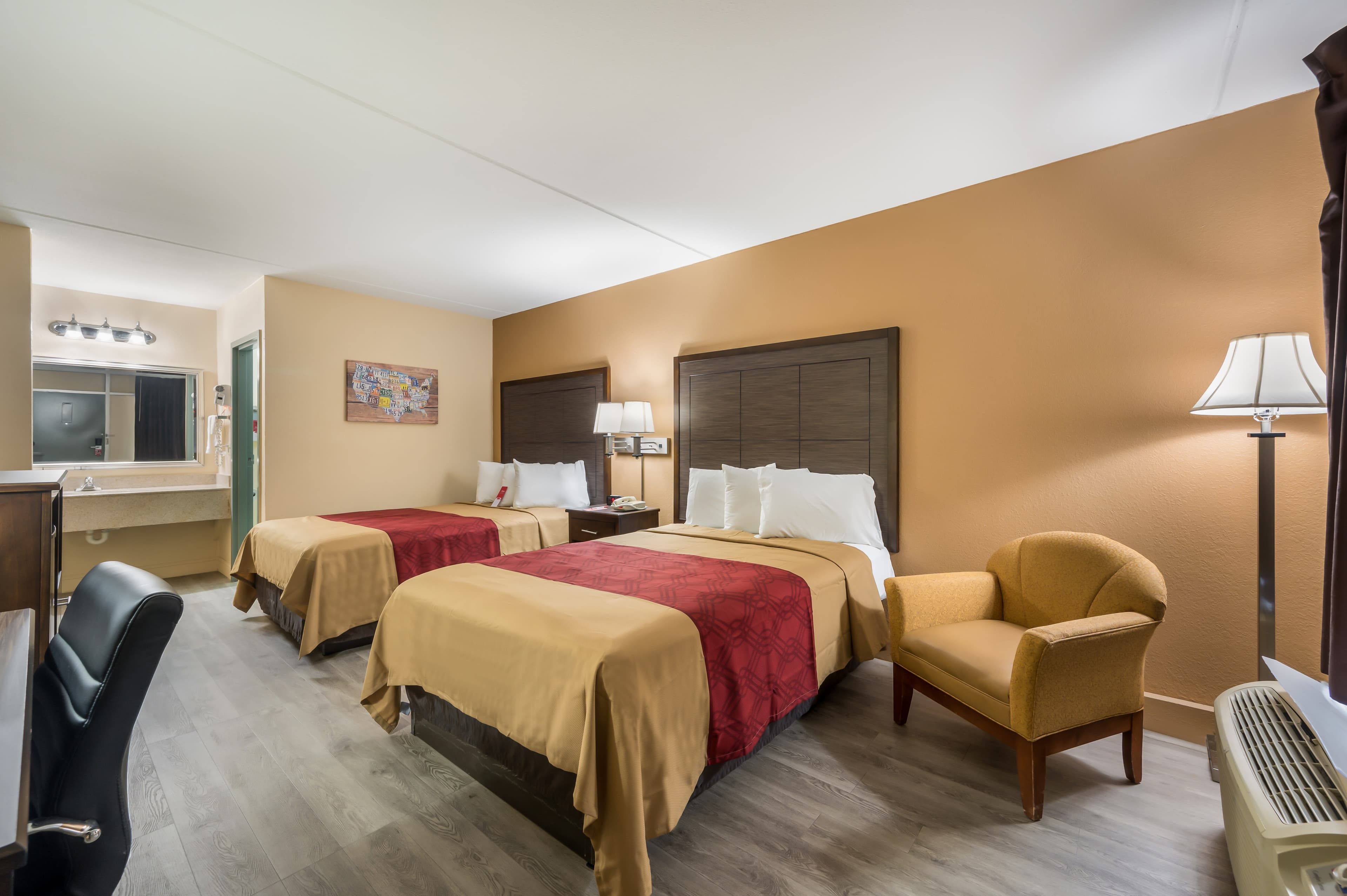 Econo Lodge Cullman South - Image 2