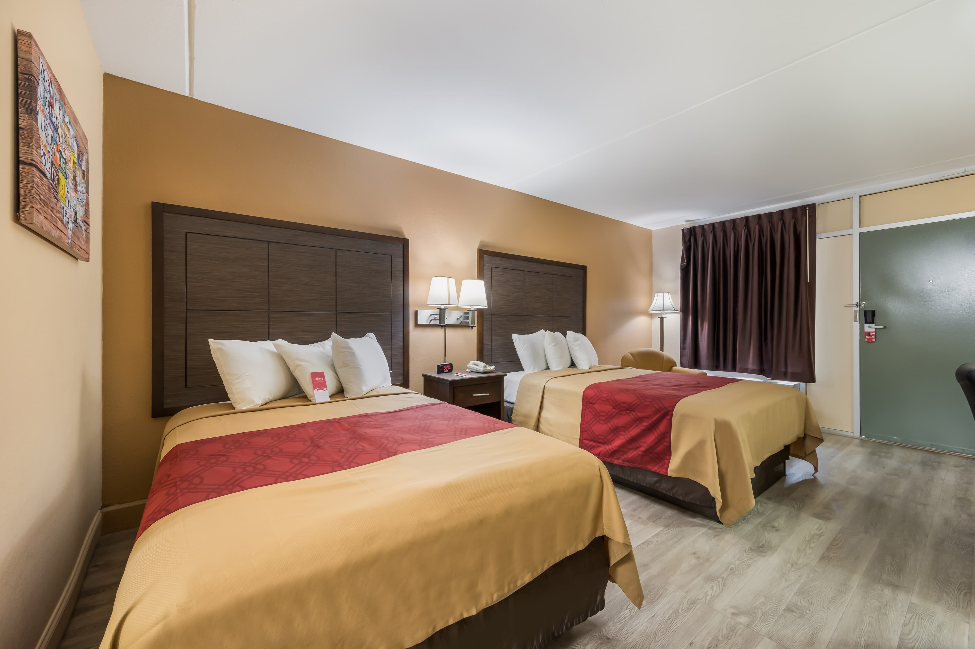 Econo Lodge Cullman South - Image 4