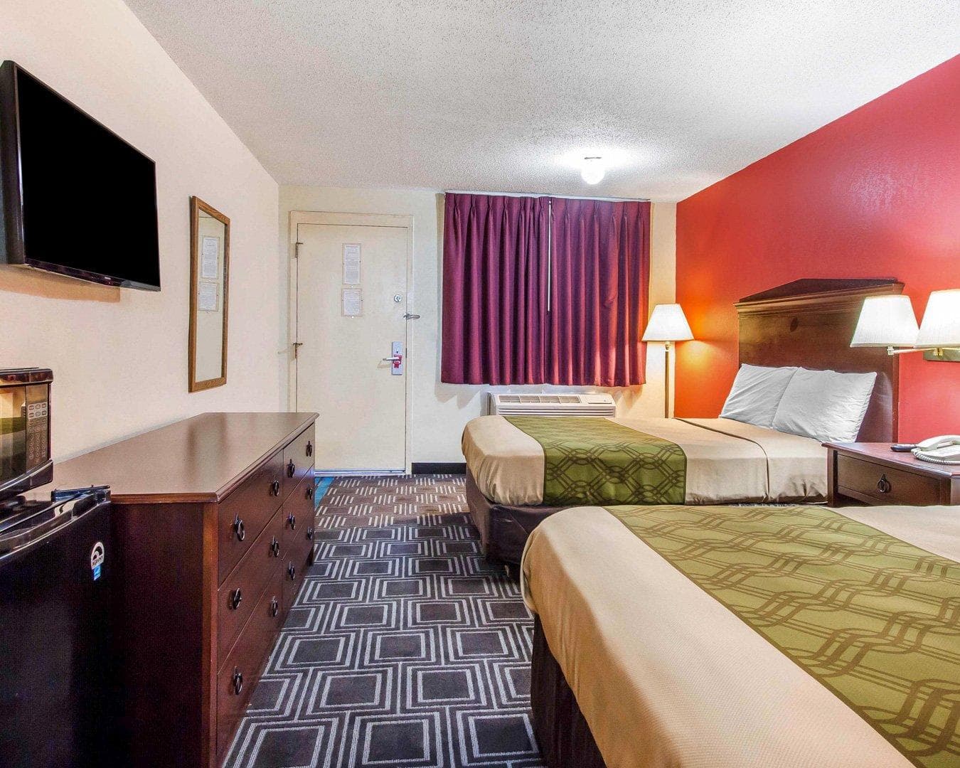 Econo Lodge Lanett — 6