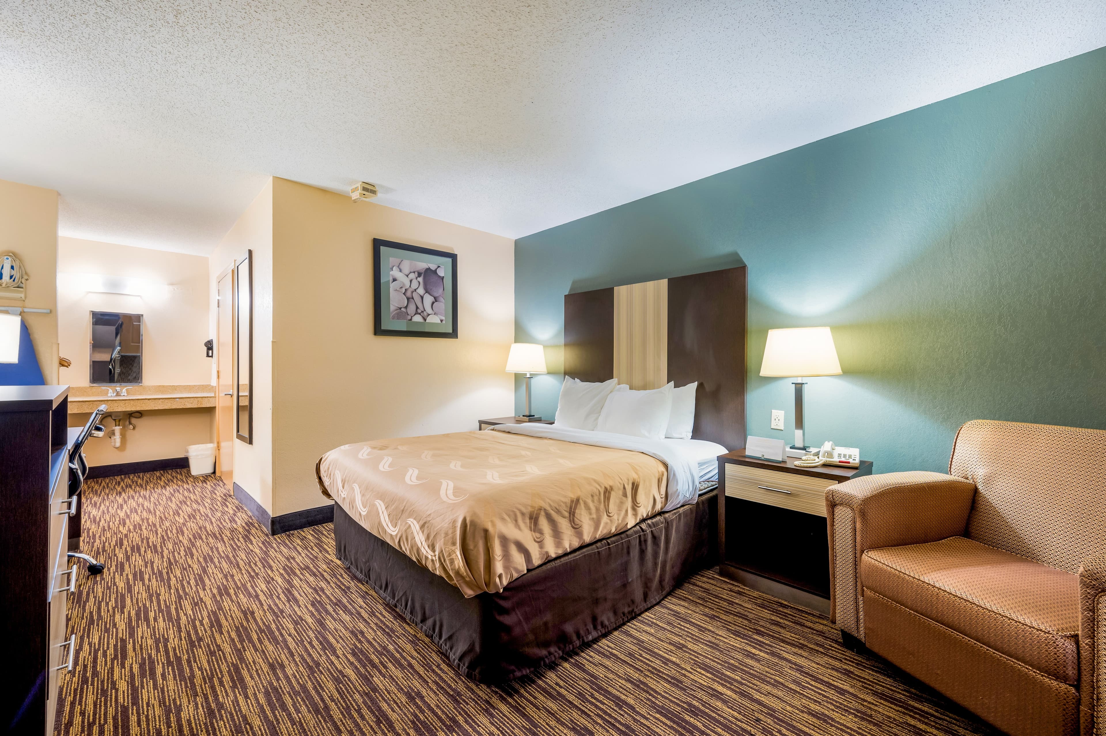 Quality Inn Cullman I-65 Exit 310 - Image 2