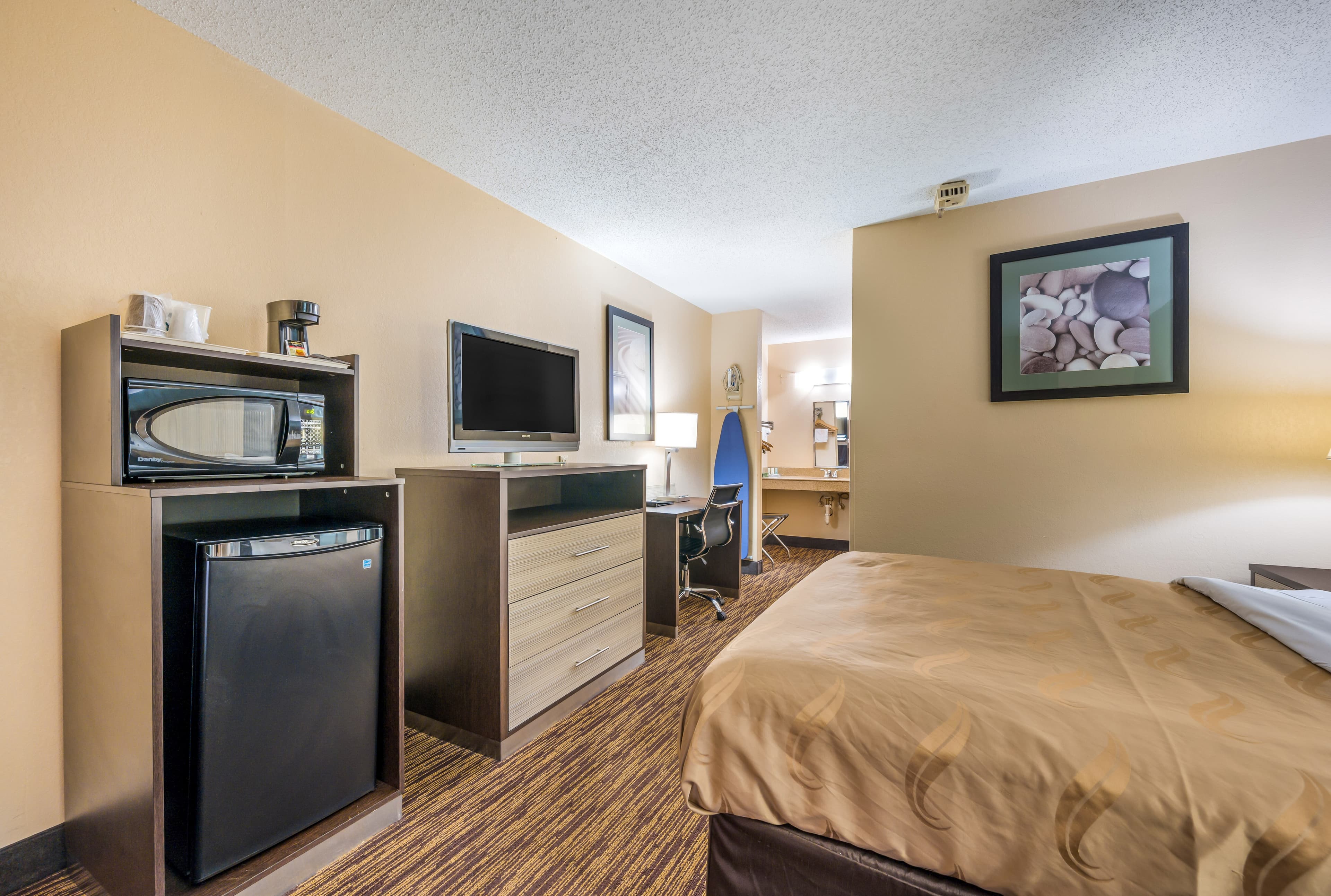 Quality Inn Cullman I-65 Exit 310 - Image 3