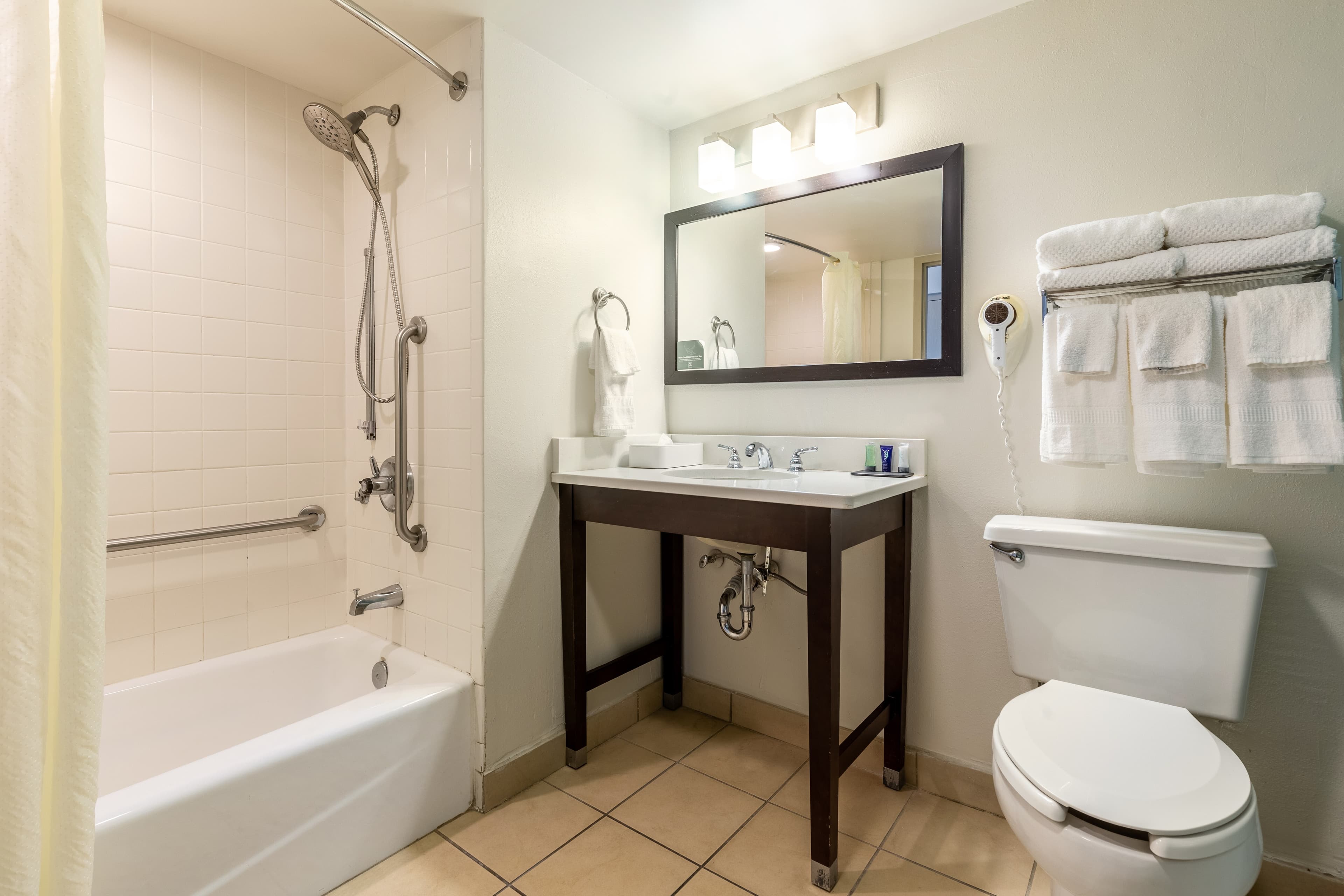 Sleep Inn Orange Beach - Image 5