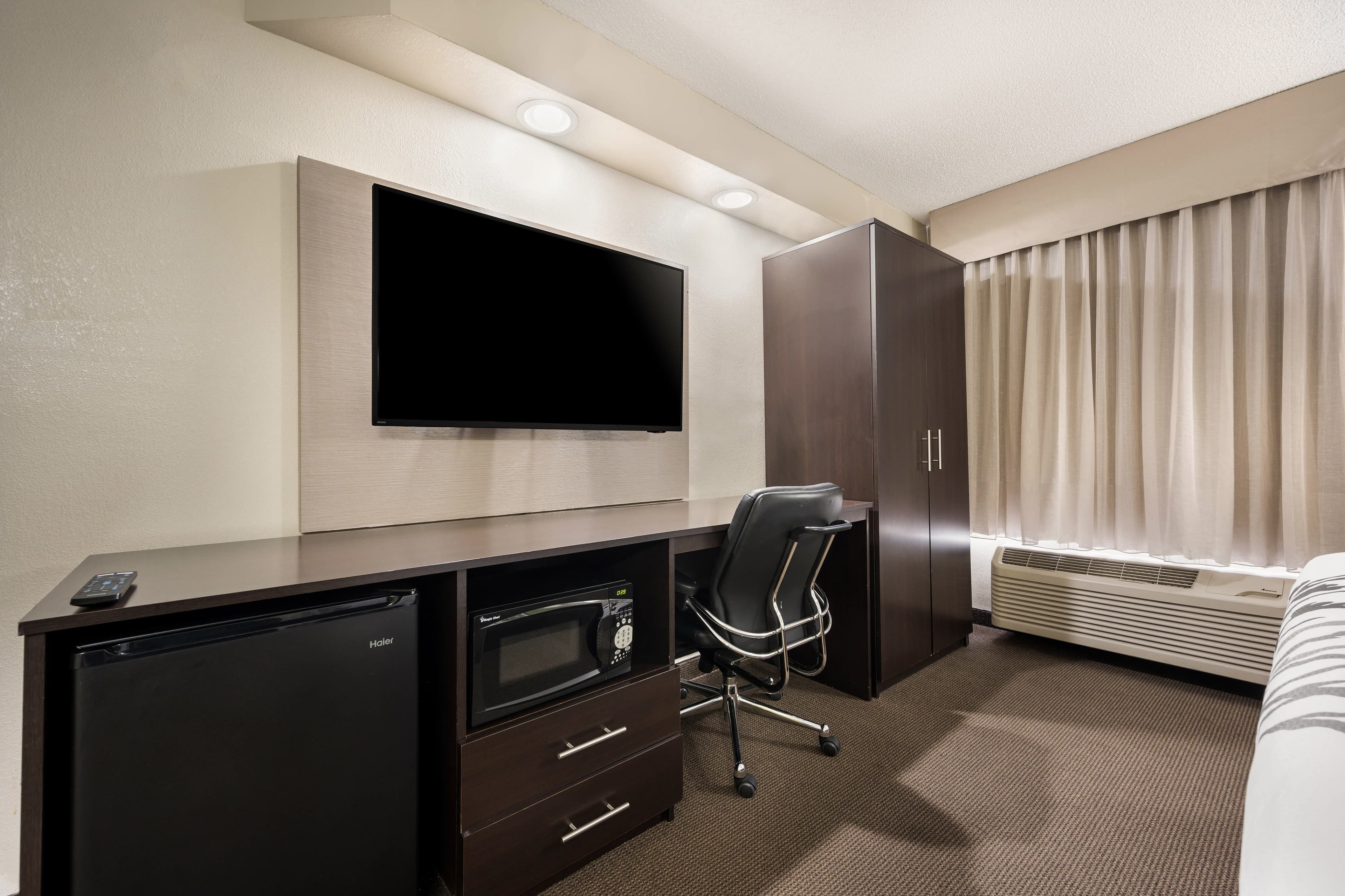Sleep Inn Athens I-65 — 11