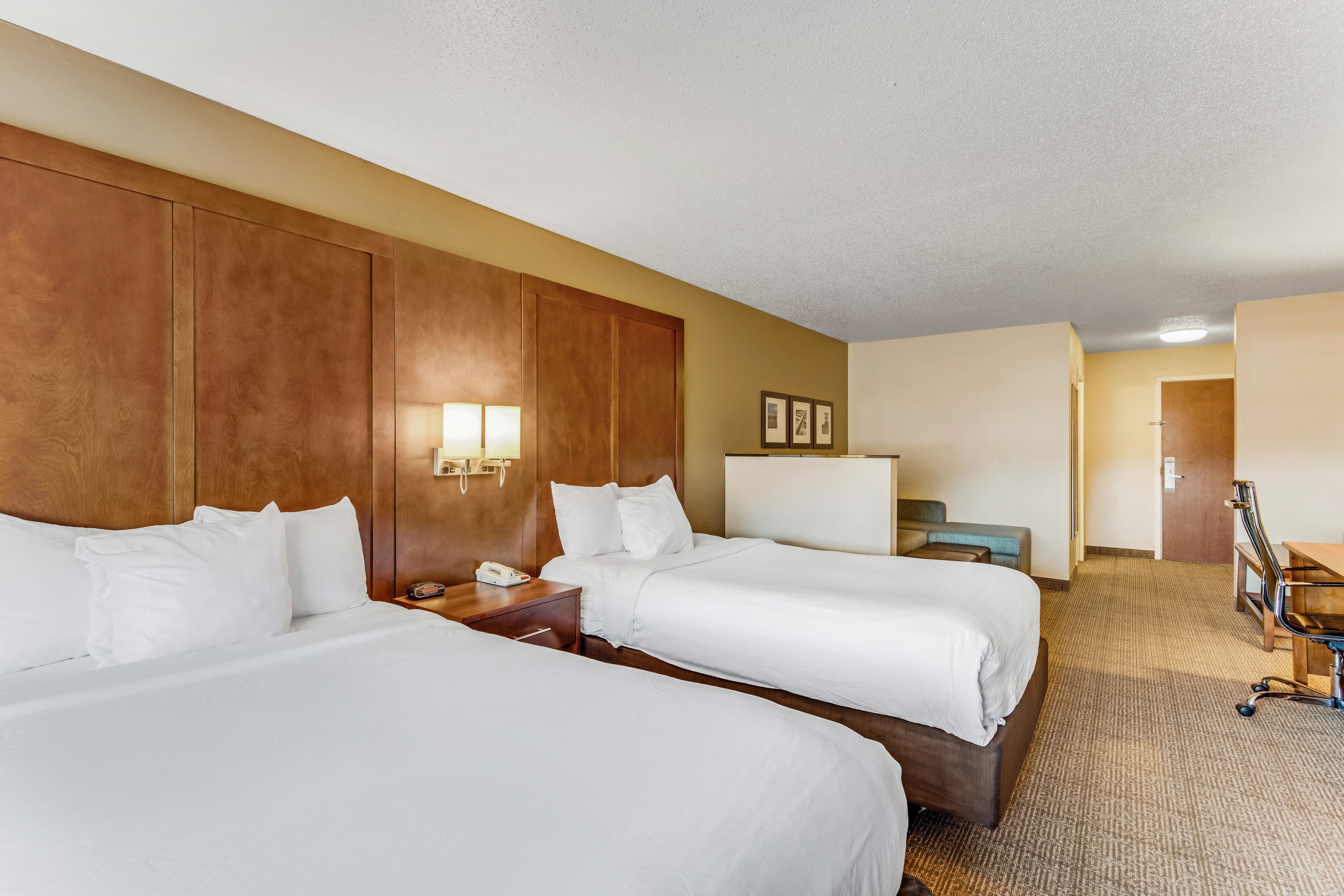 Comfort Suites Huntsville MidCity District at Research Park — 16