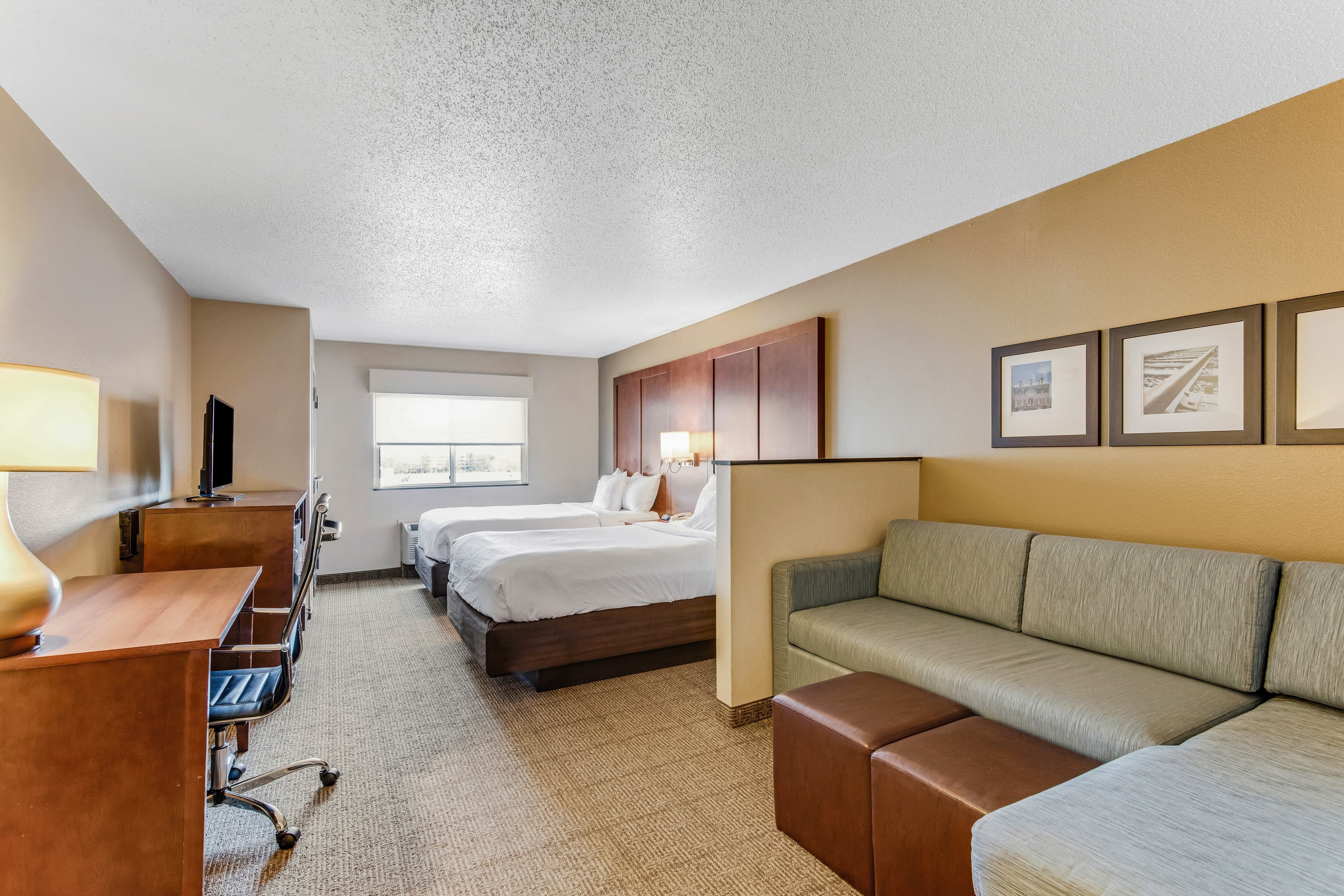 Comfort Suites Huntsville MidCity District at Research Park — 17