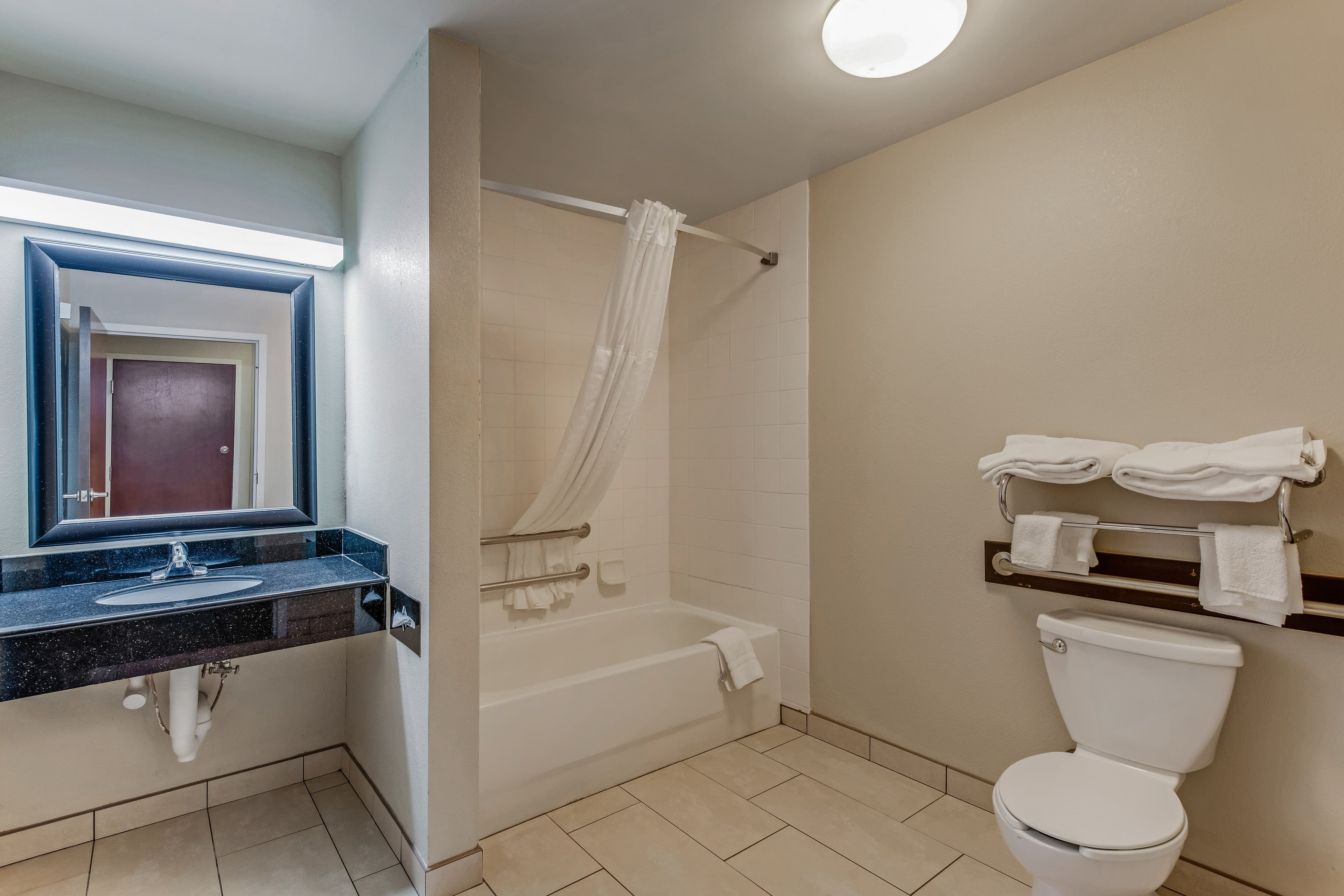 Comfort Suites Huntsville MidCity District at Research Park — 23