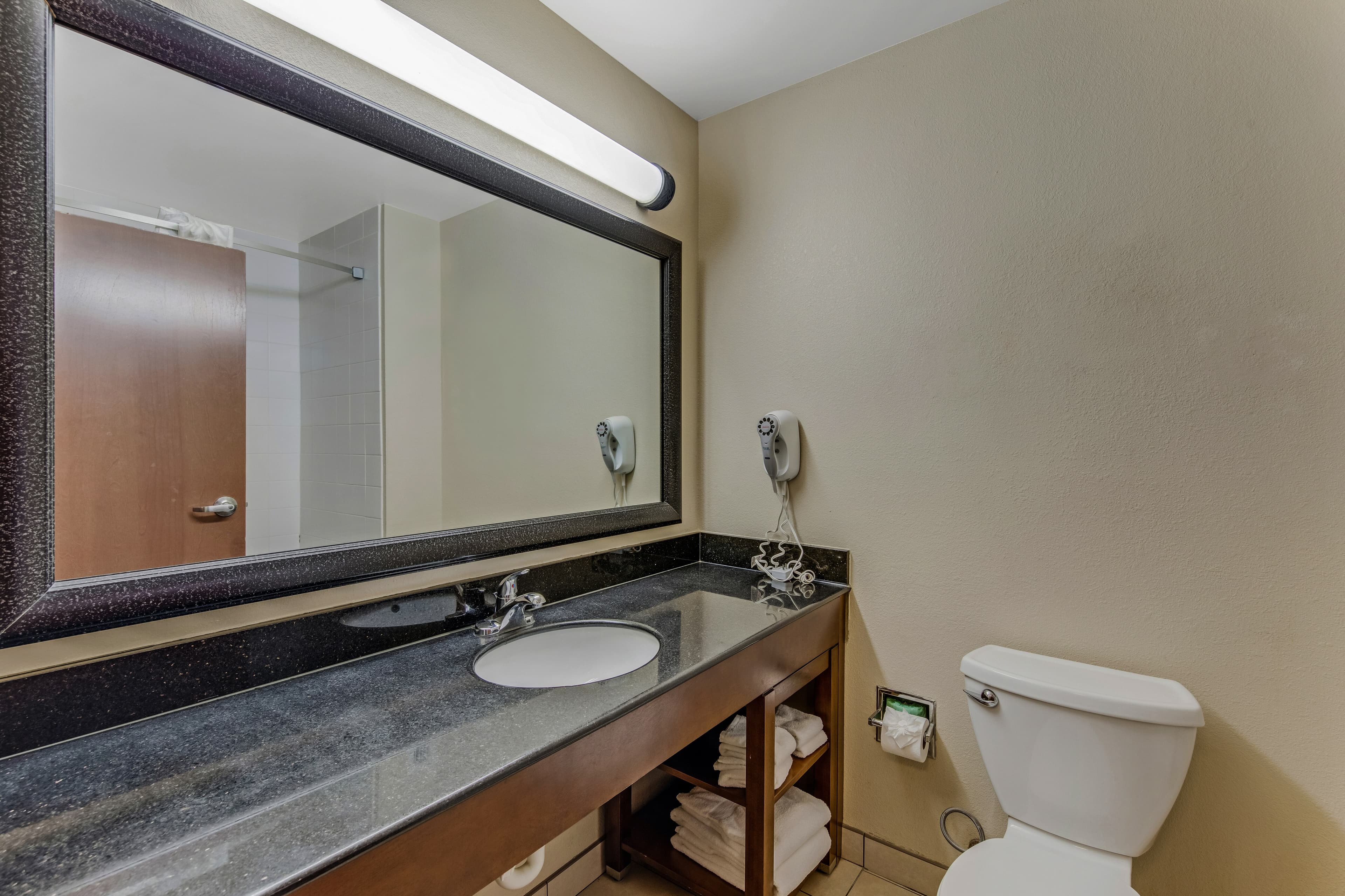 Comfort Suites Huntsville MidCity District at Research Park — 27