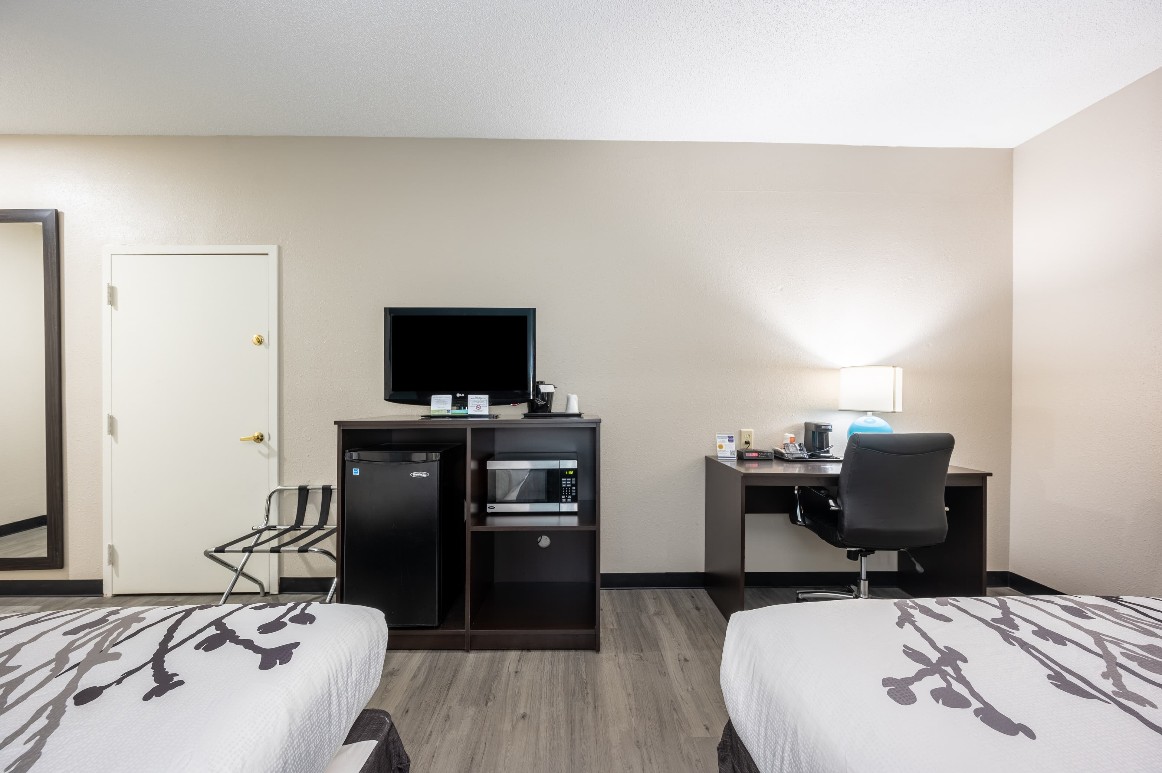 Sleep Inn & Suites Birmingham Colonnade - Image 4