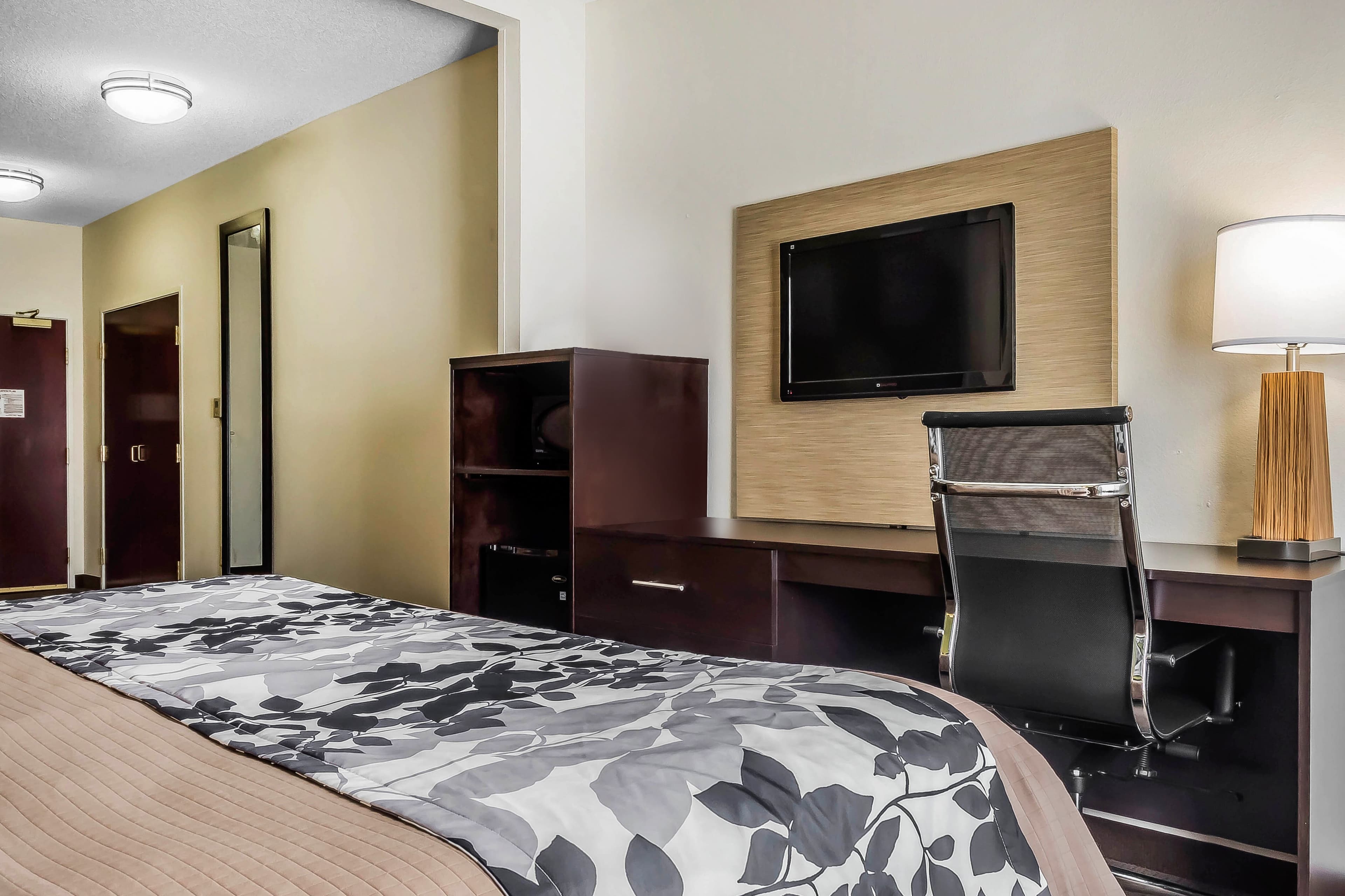 Sleep Inn & Suites Dothan North - Image 4