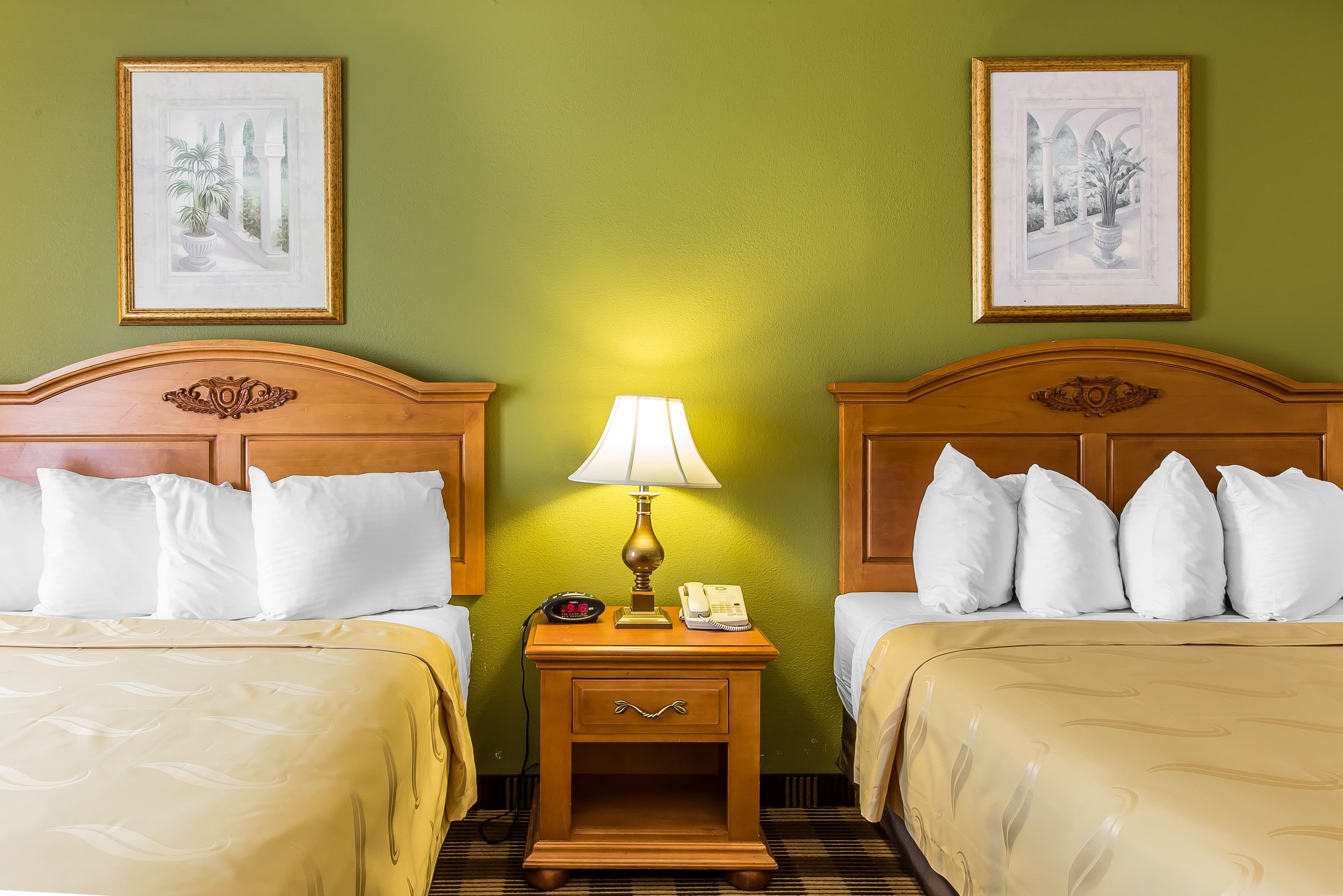 Quality Inn Hanceville U.S. Hwy 31 — 12