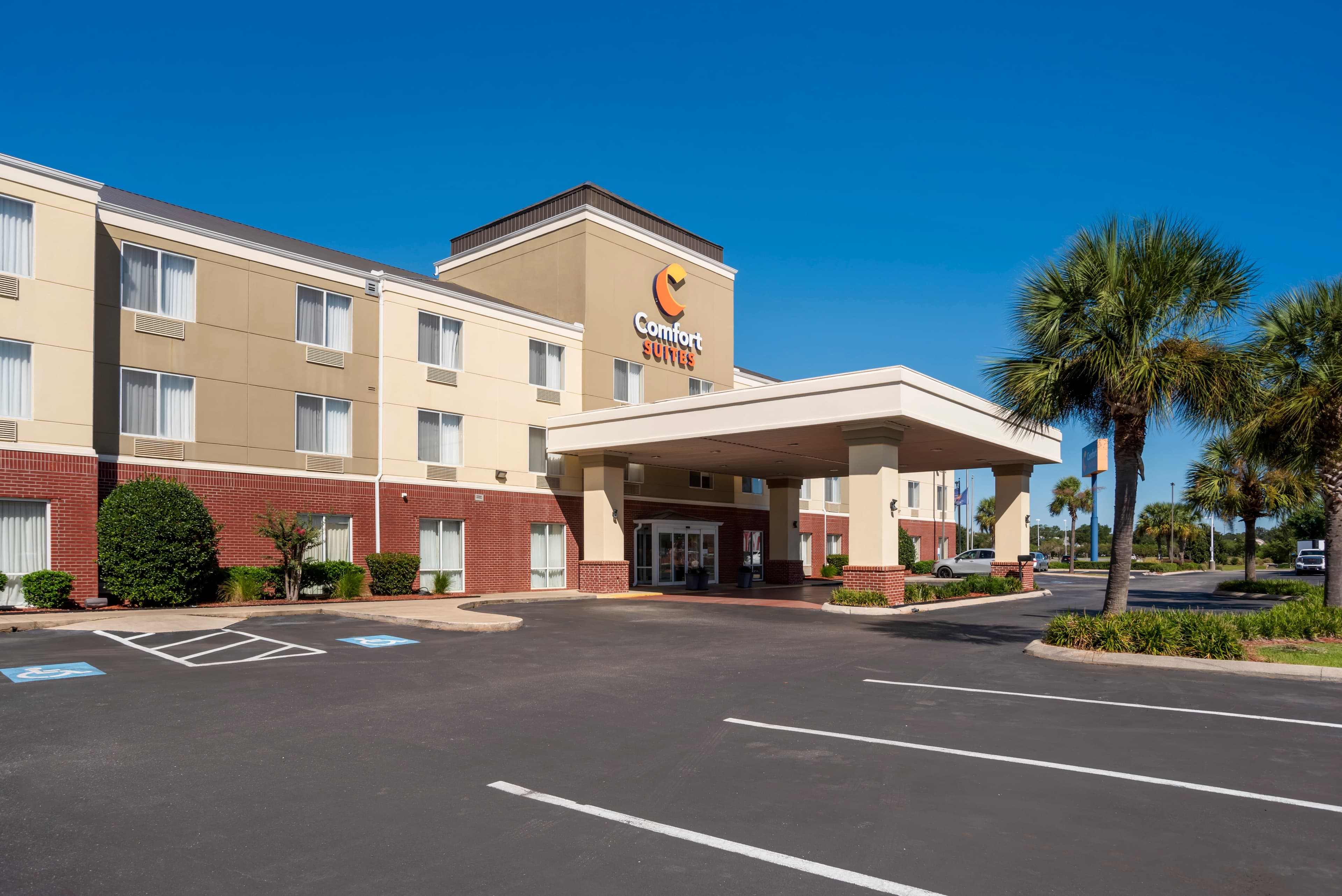 Comfort Suites Foley - North Gulf Shores - Image 1