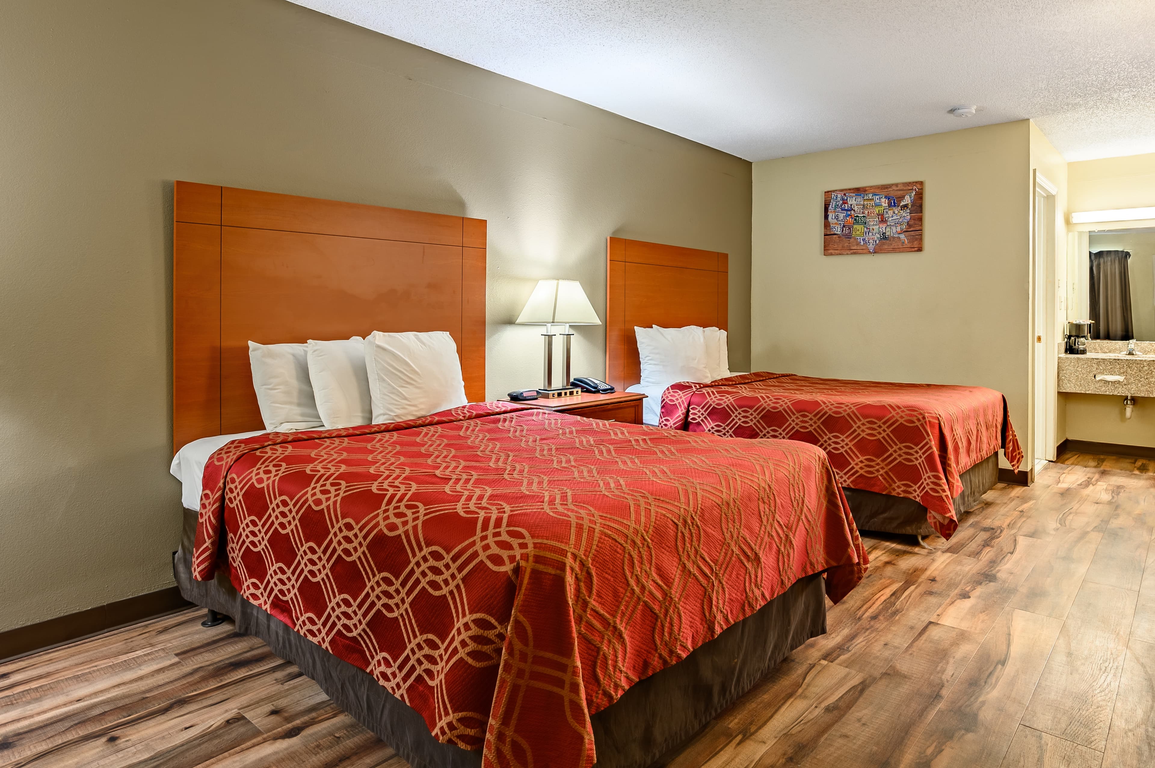 Econo Lodge Athens I-65 - Image 2