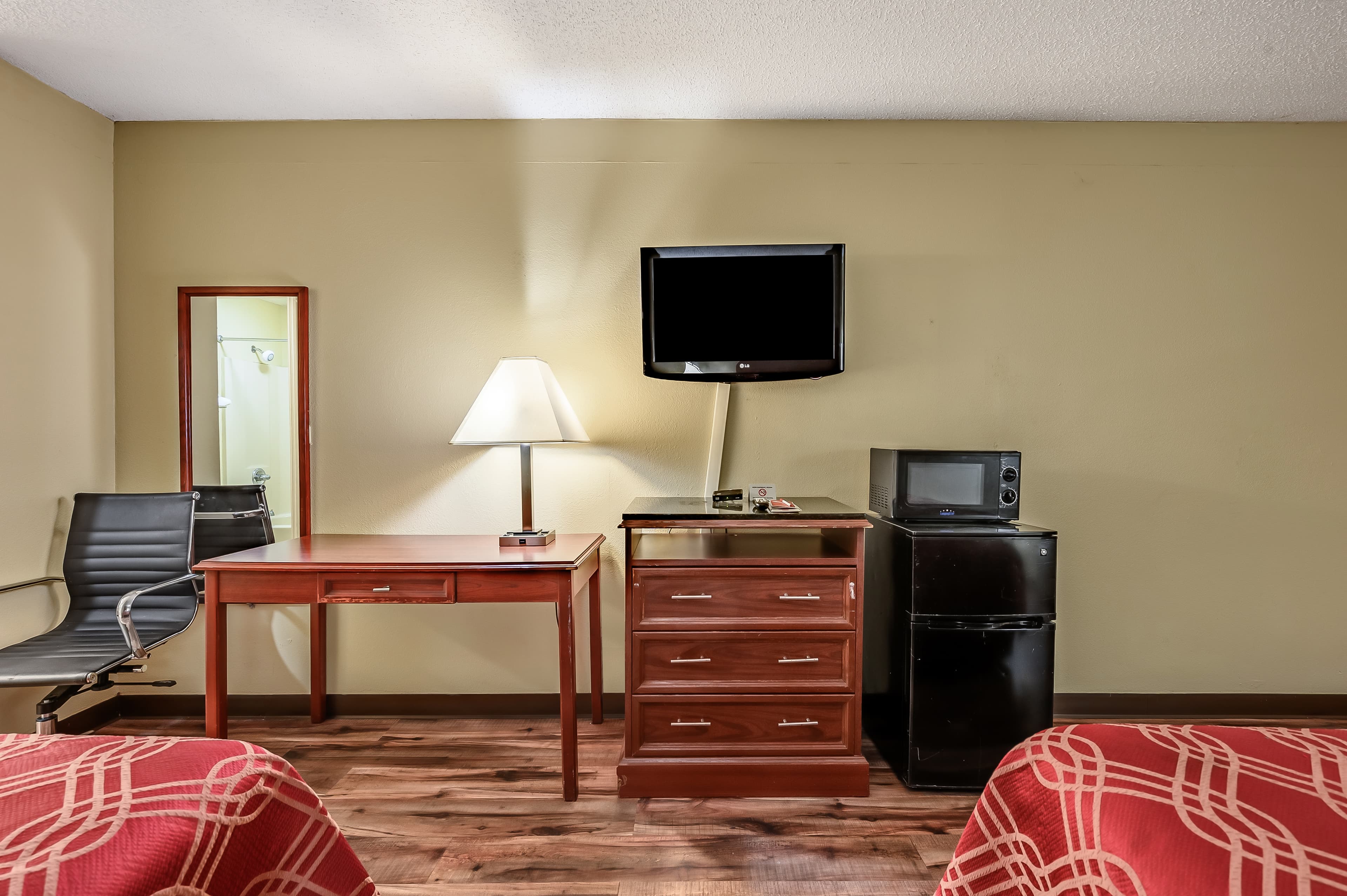 Econo Lodge Athens I-65 - Image 4