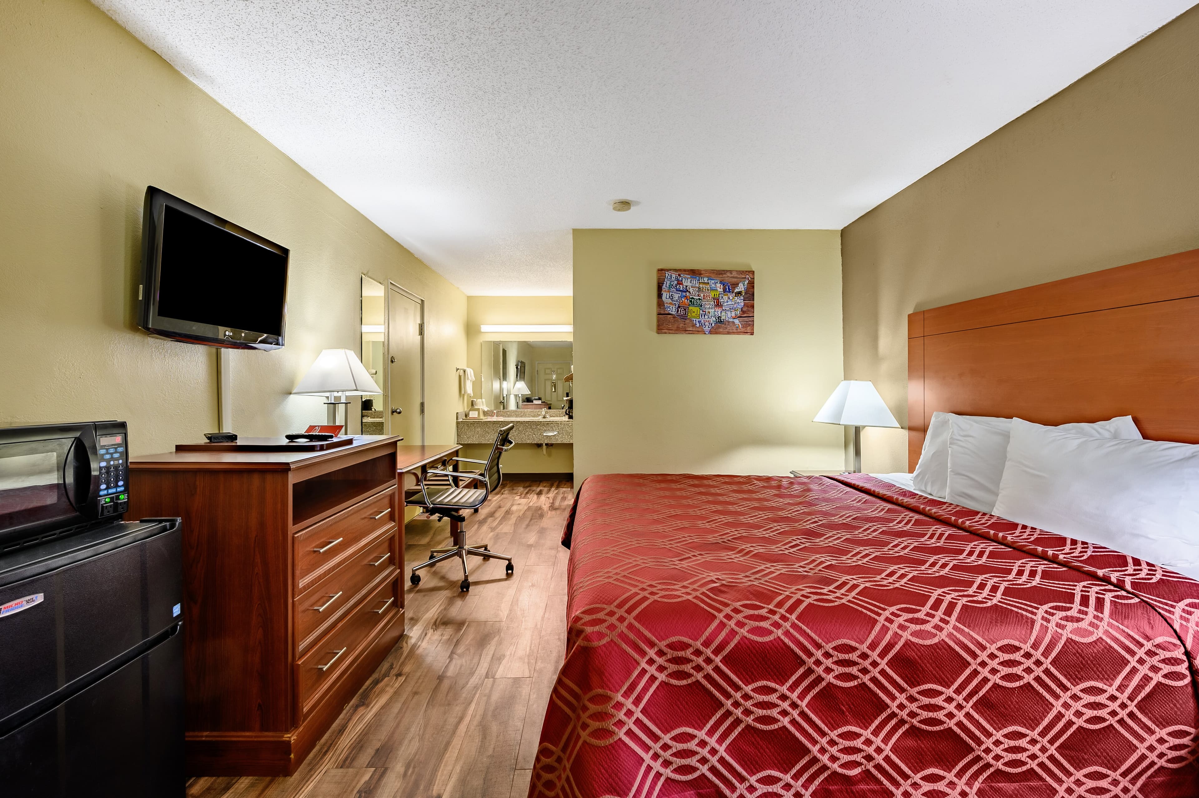 Econo Lodge Athens I-65 — 7