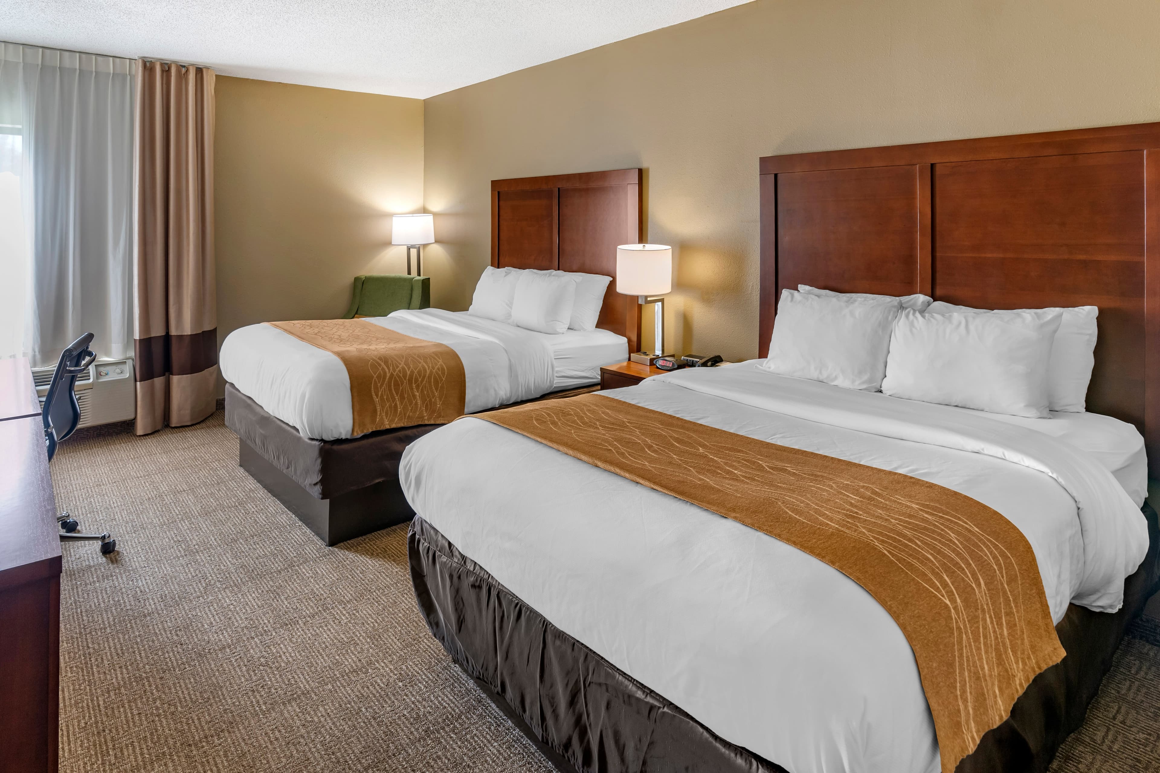 Comfort Inn & Suites Lincoln I-20 — 14