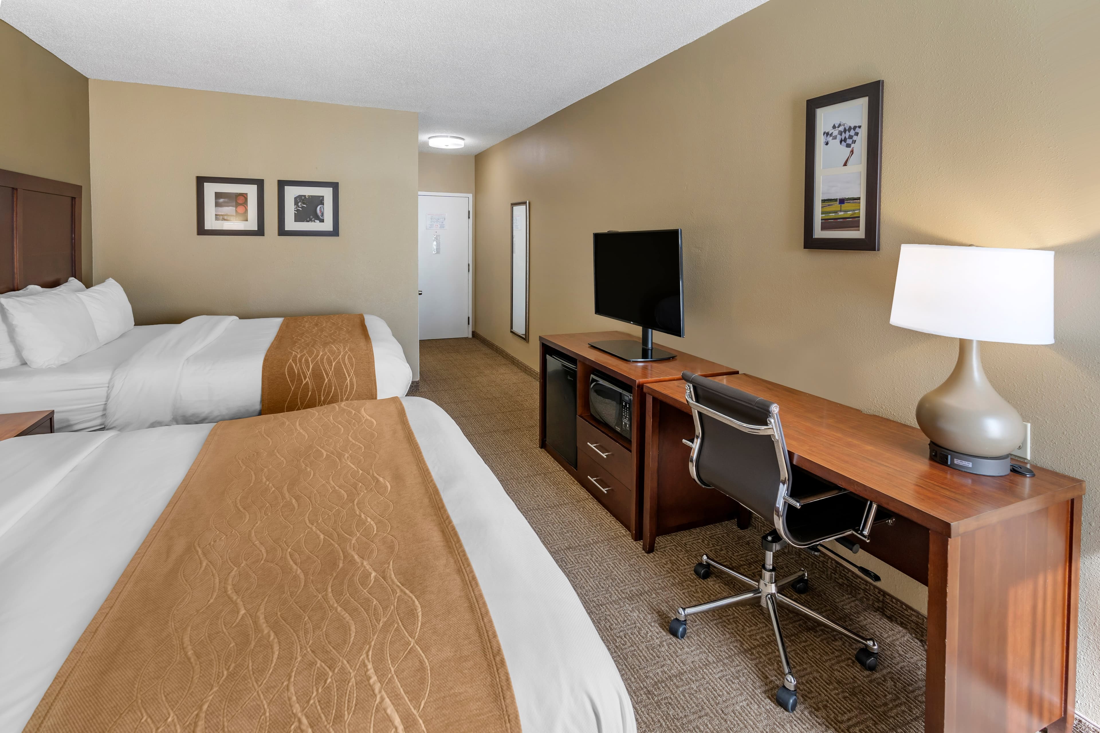 Comfort Inn & Suites Lincoln I-20 — 15