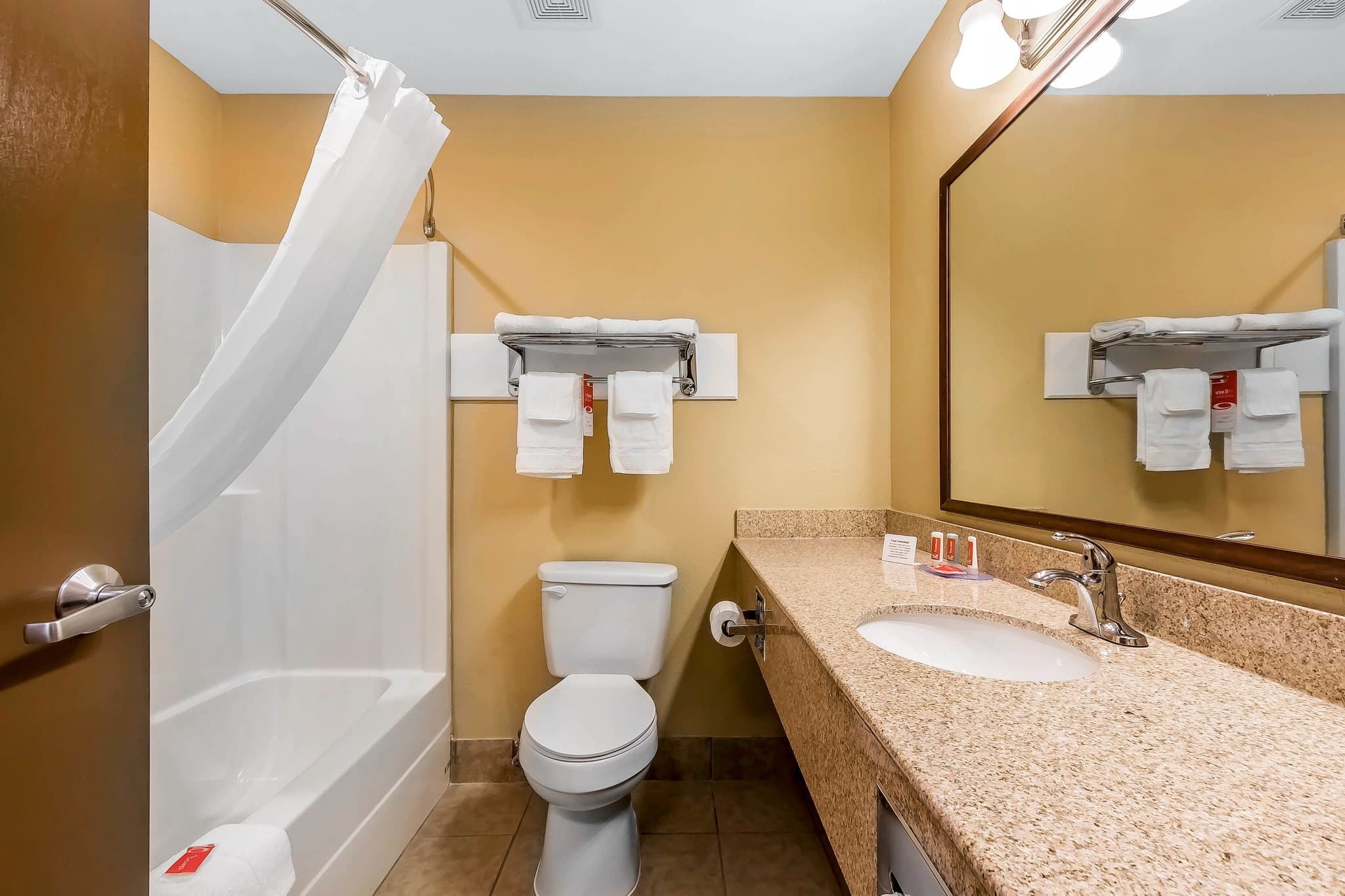 Econo Lodge Boaz — 7