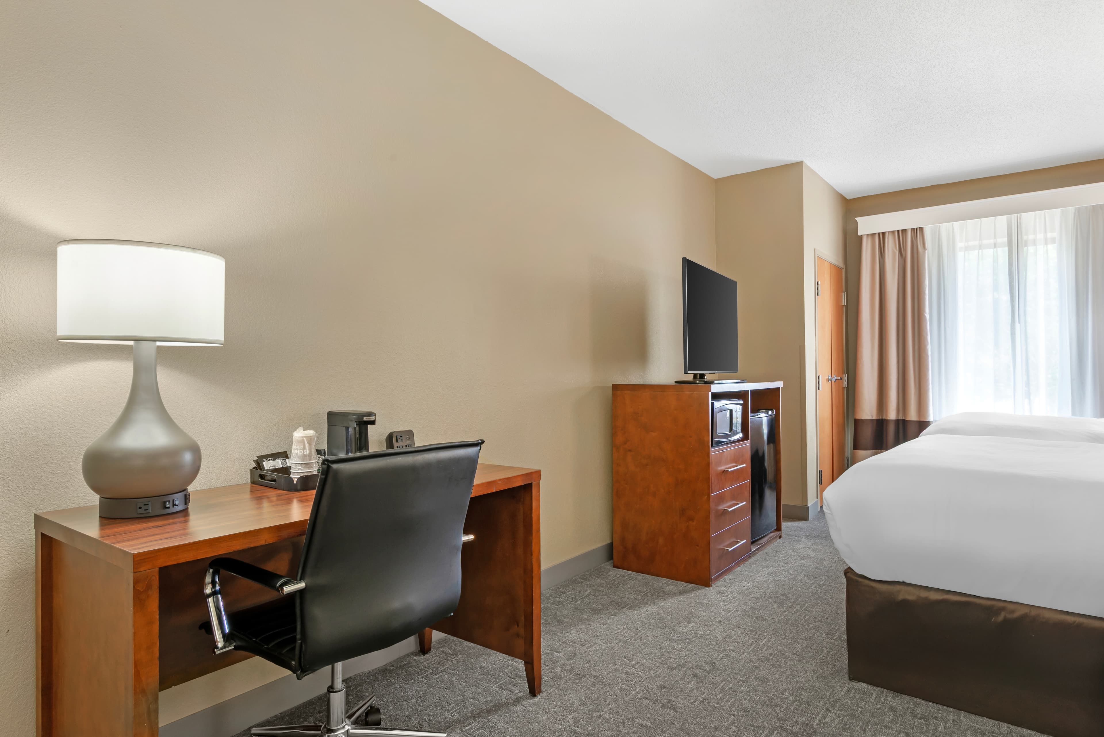 Comfort Suites Oxford I-20 exit 188 — 11