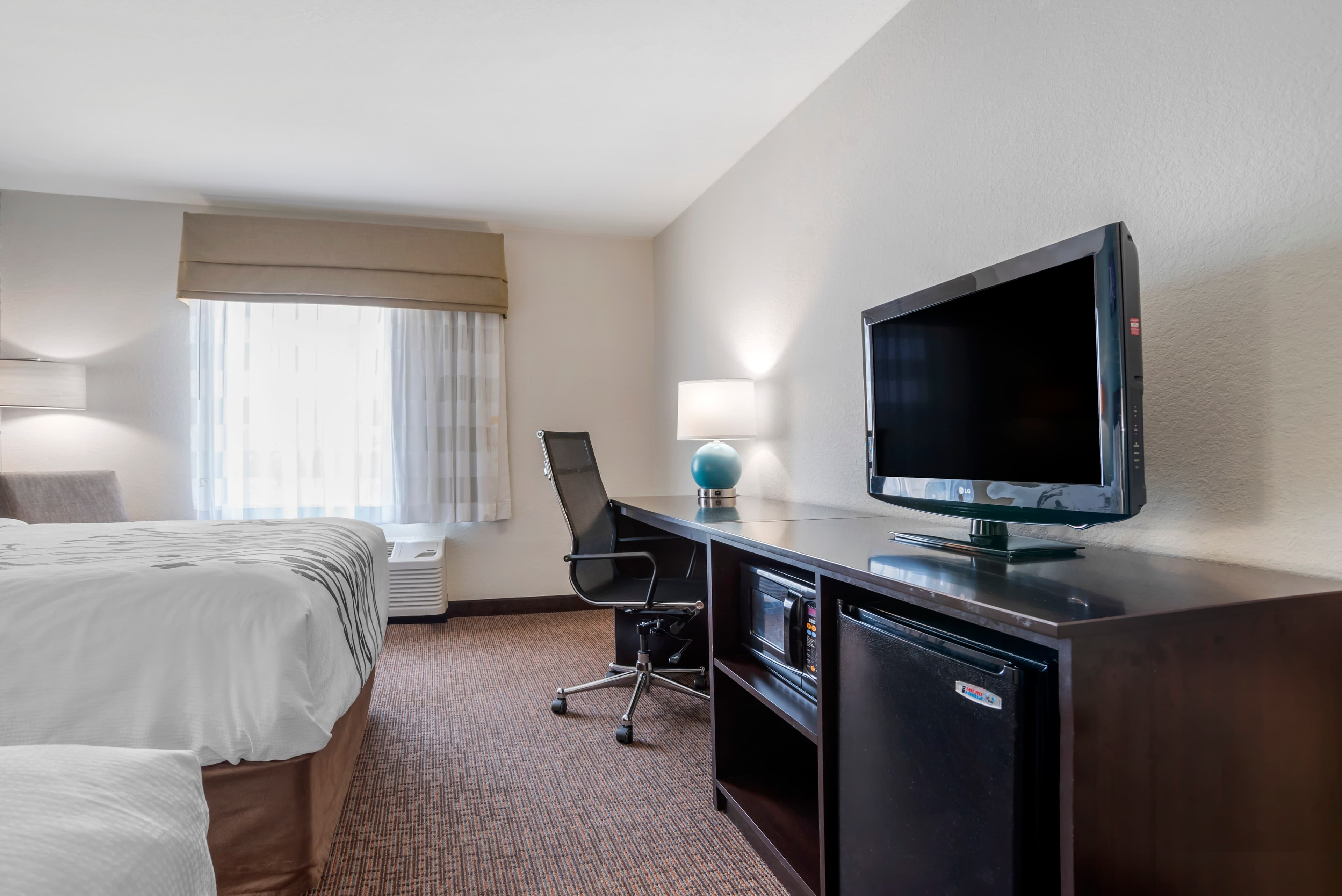 Sleep Inn & Suites Auburn Campus Area I-85 — 15