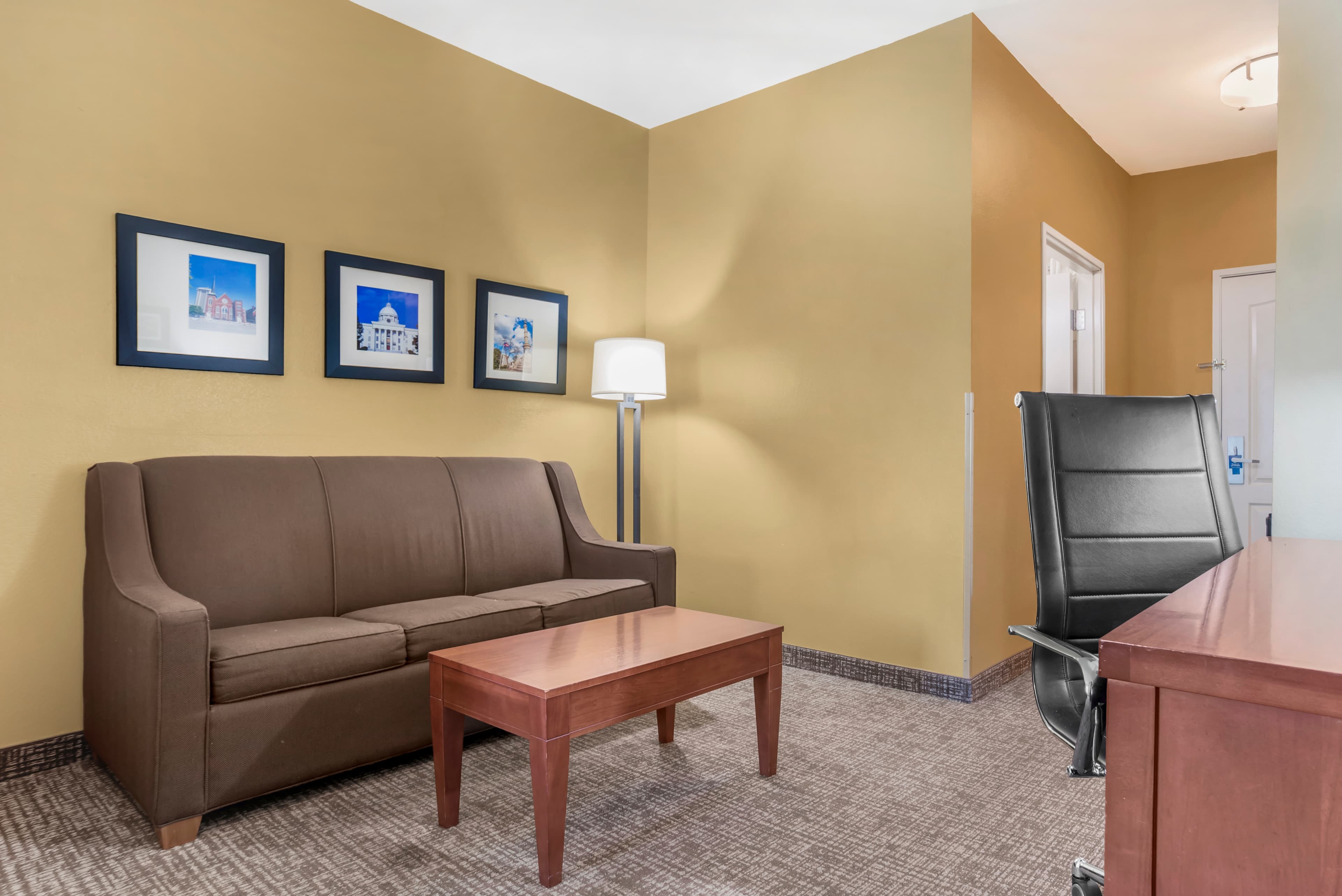 Comfort Suites Montgomery East Monticello Dr — 19