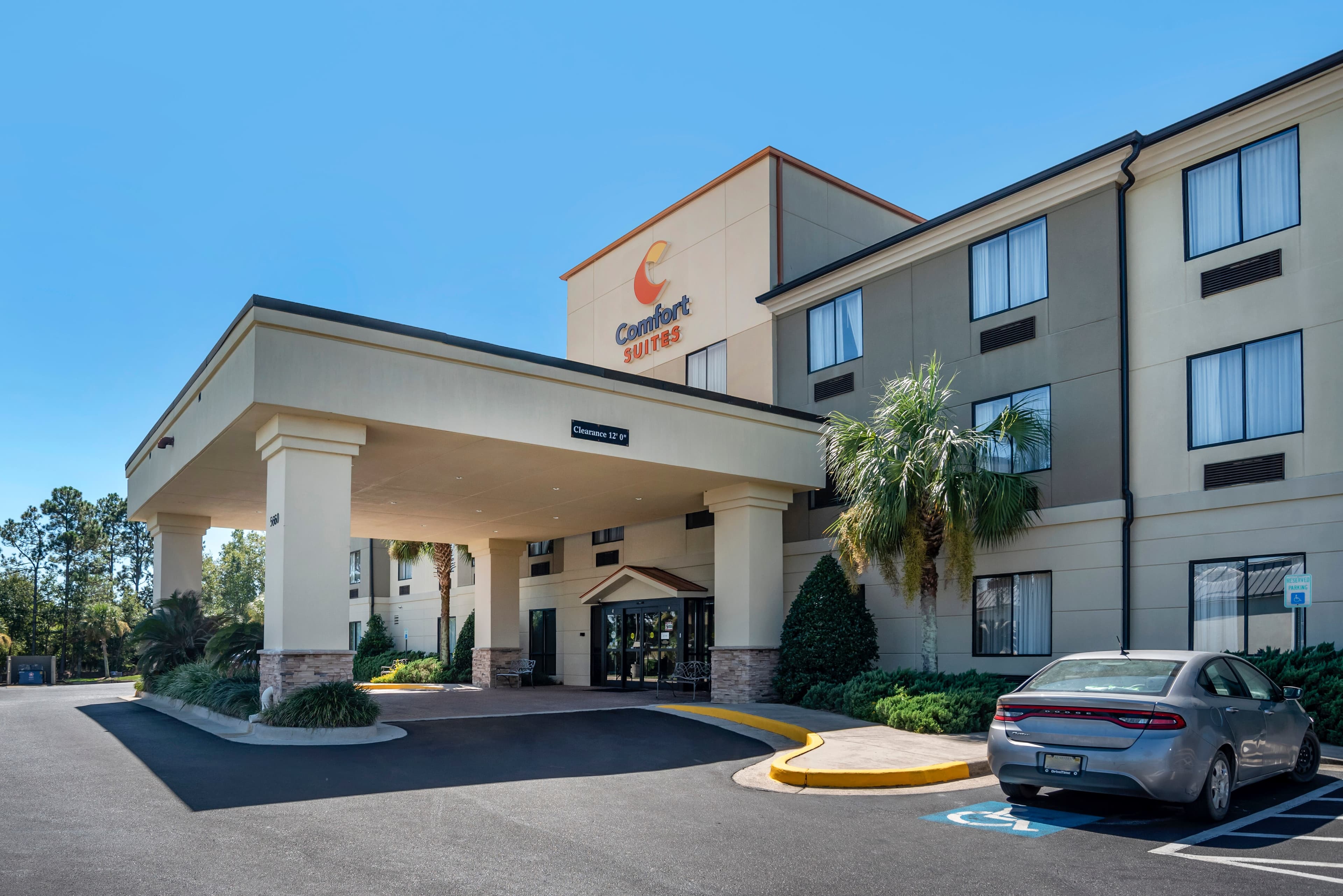 Comfort Suites Mobile West Tillmans Corner - Image 1