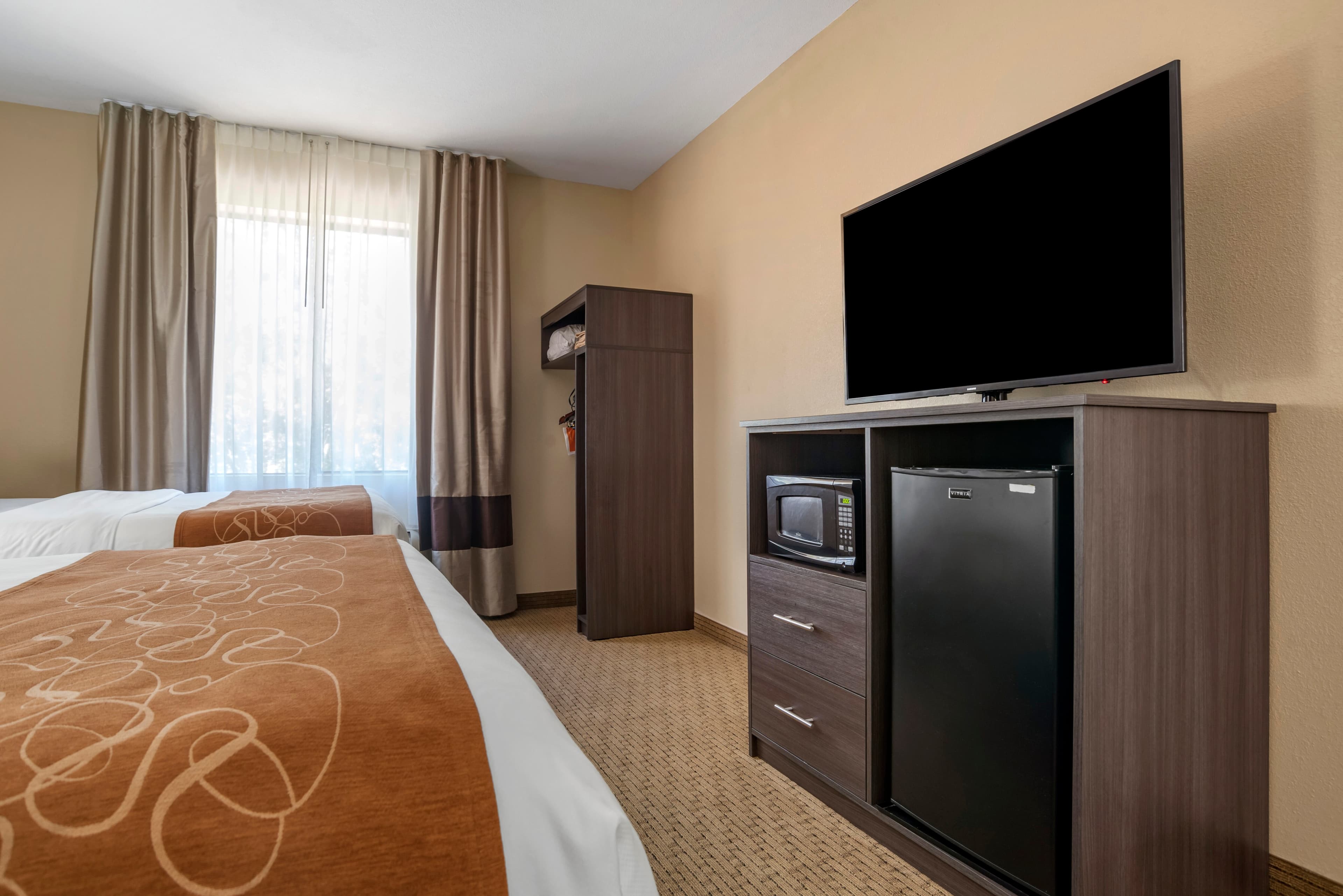 Comfort Suites Mobile West Tillmans Corner - Image 4