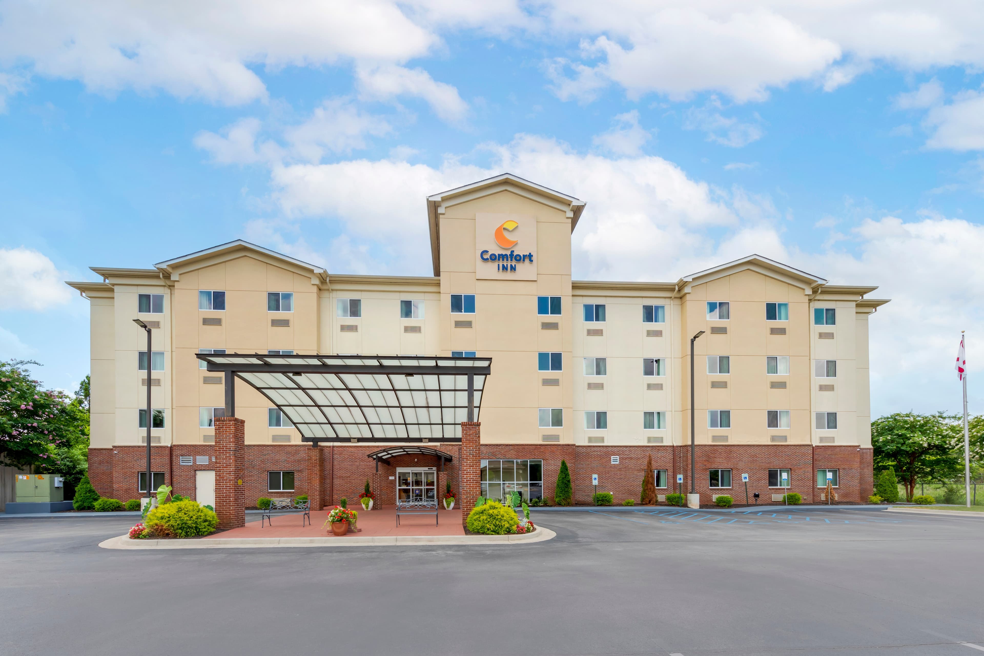 Comfort Inn Huntsville Research Park - Image 1