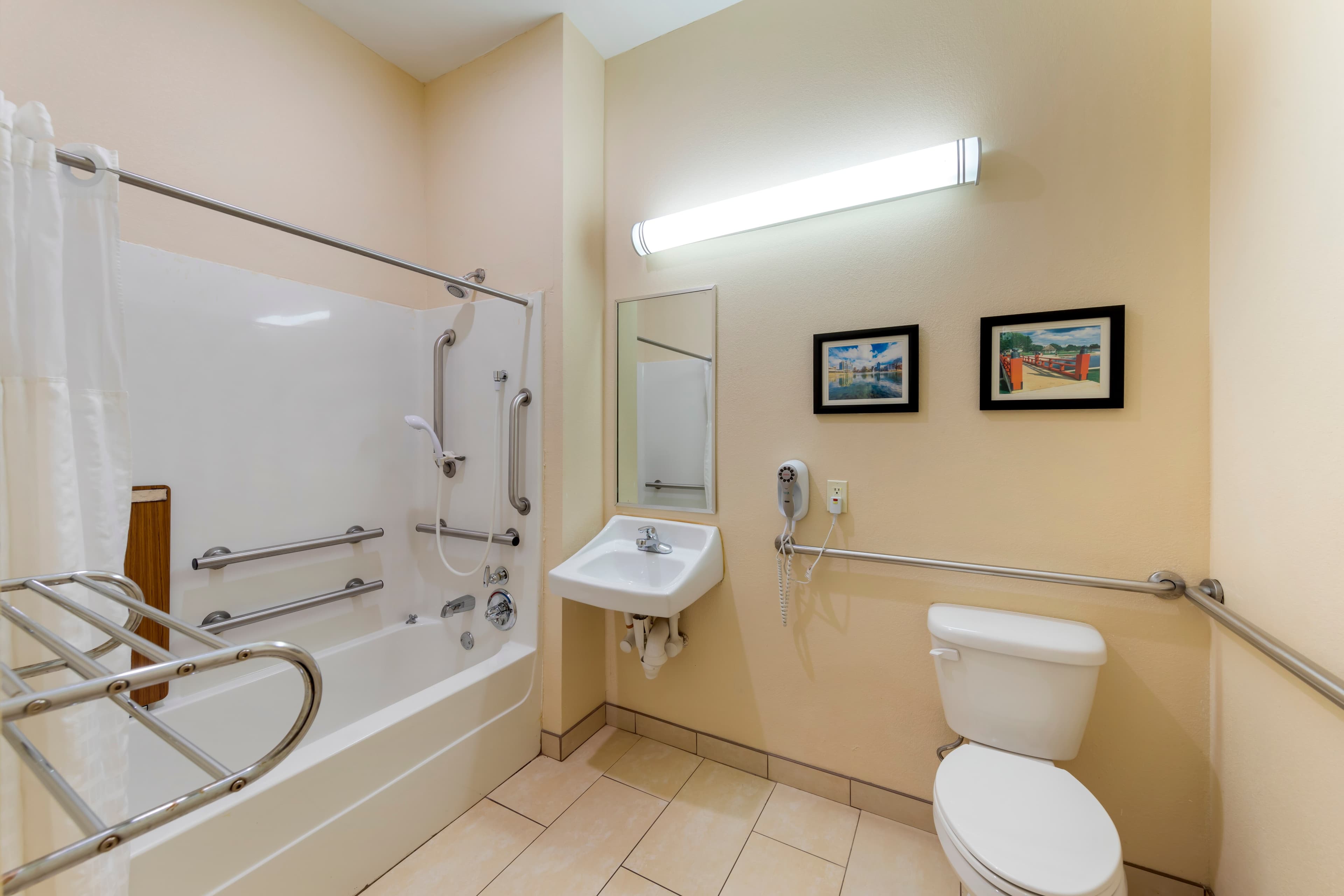 Comfort Inn Huntsville Research Park - Image 2