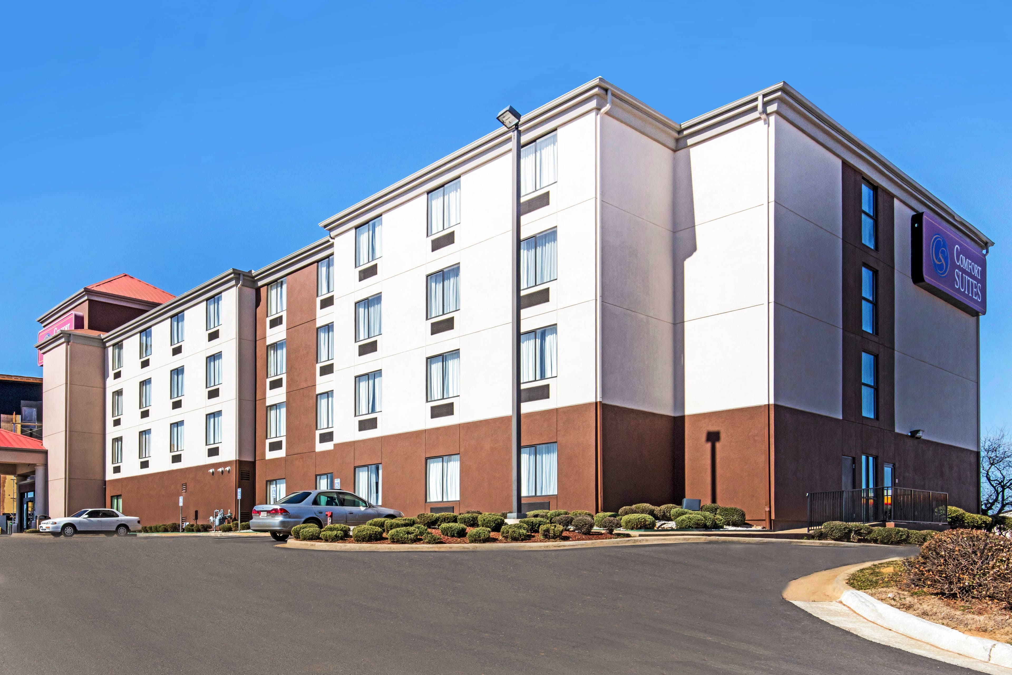 Comfort Suites Tuscaloosa near University - Image 1