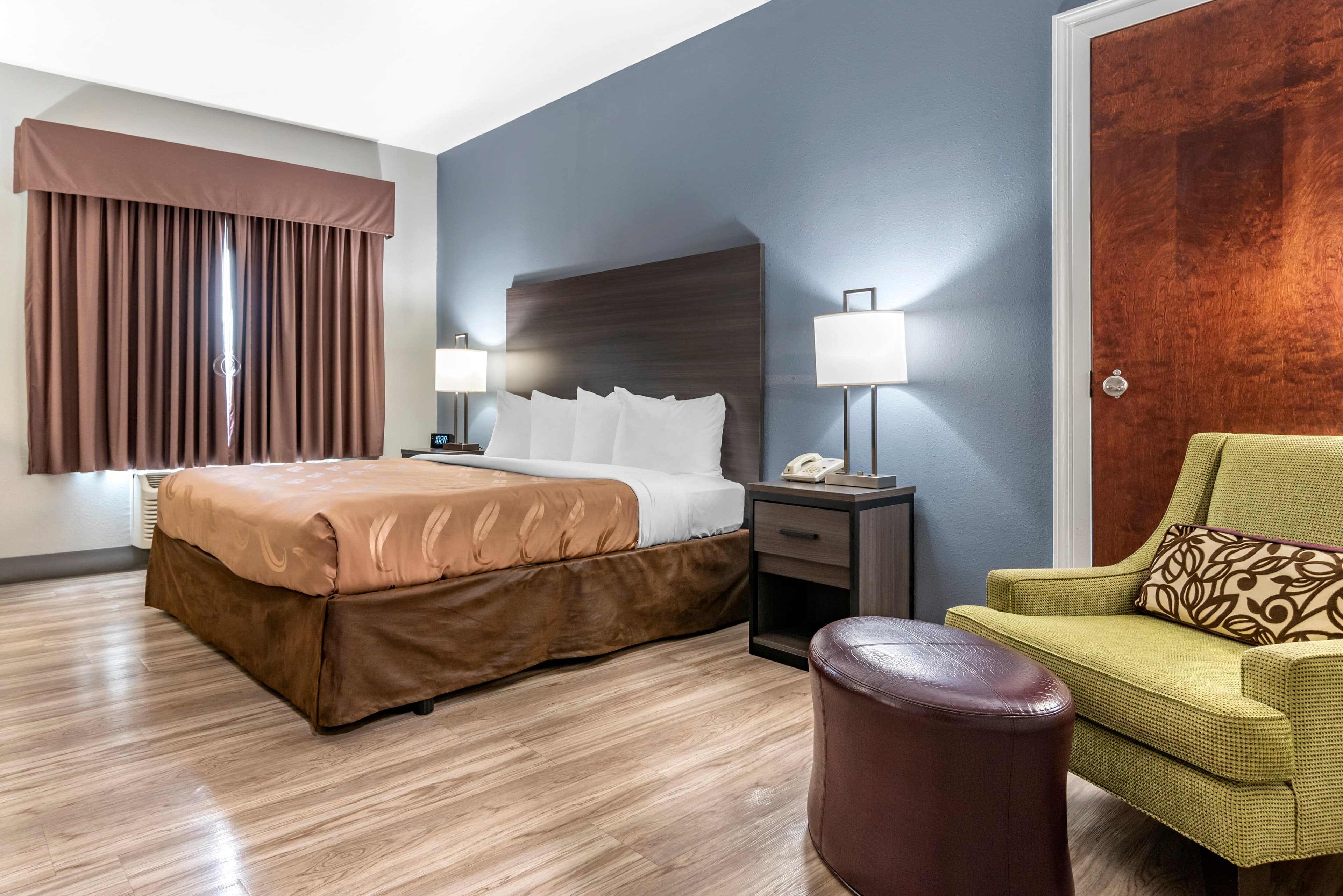 Quality Inn & Suites Demopolis - Image 2