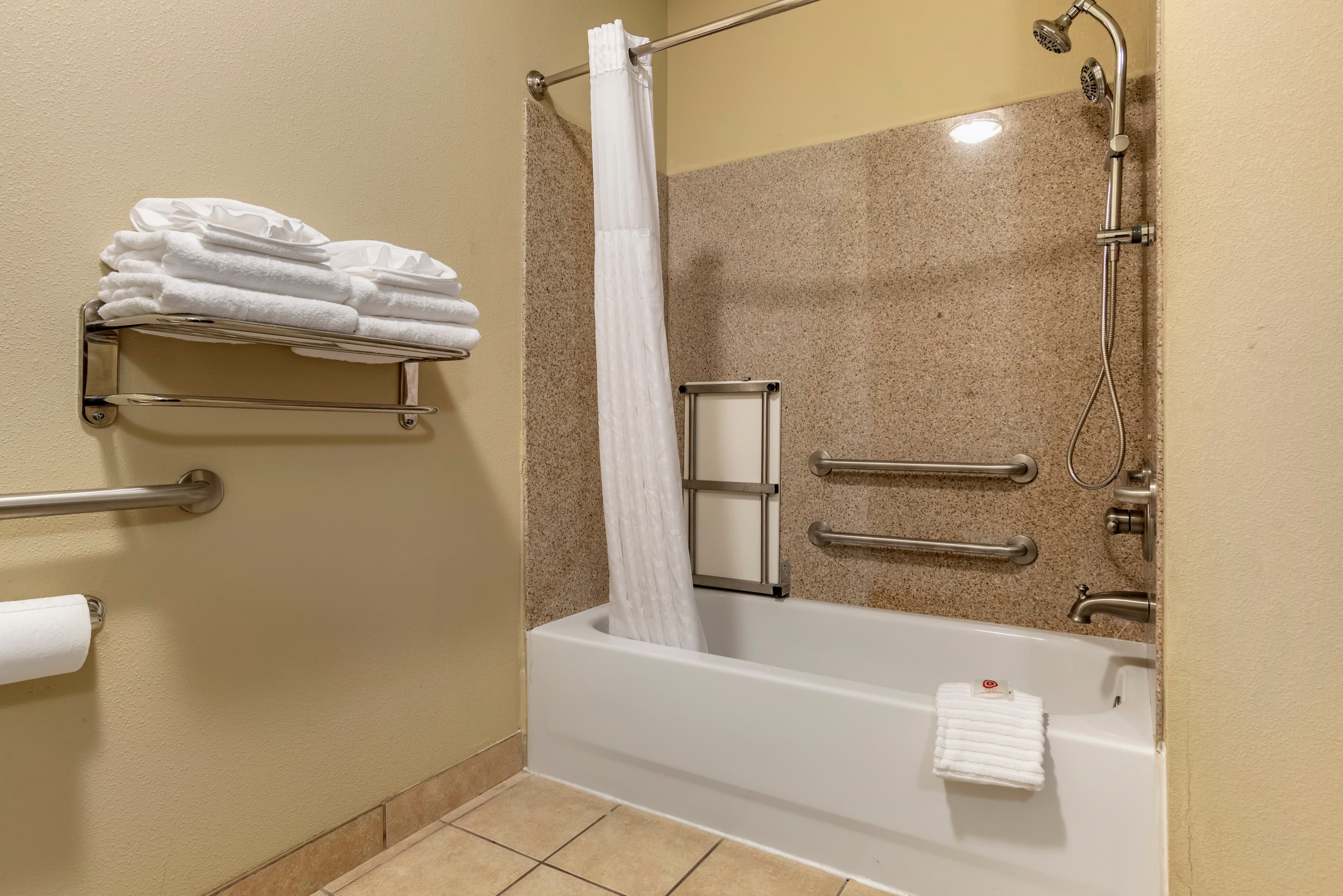 Comfort Suites Montgomery South - Image 5