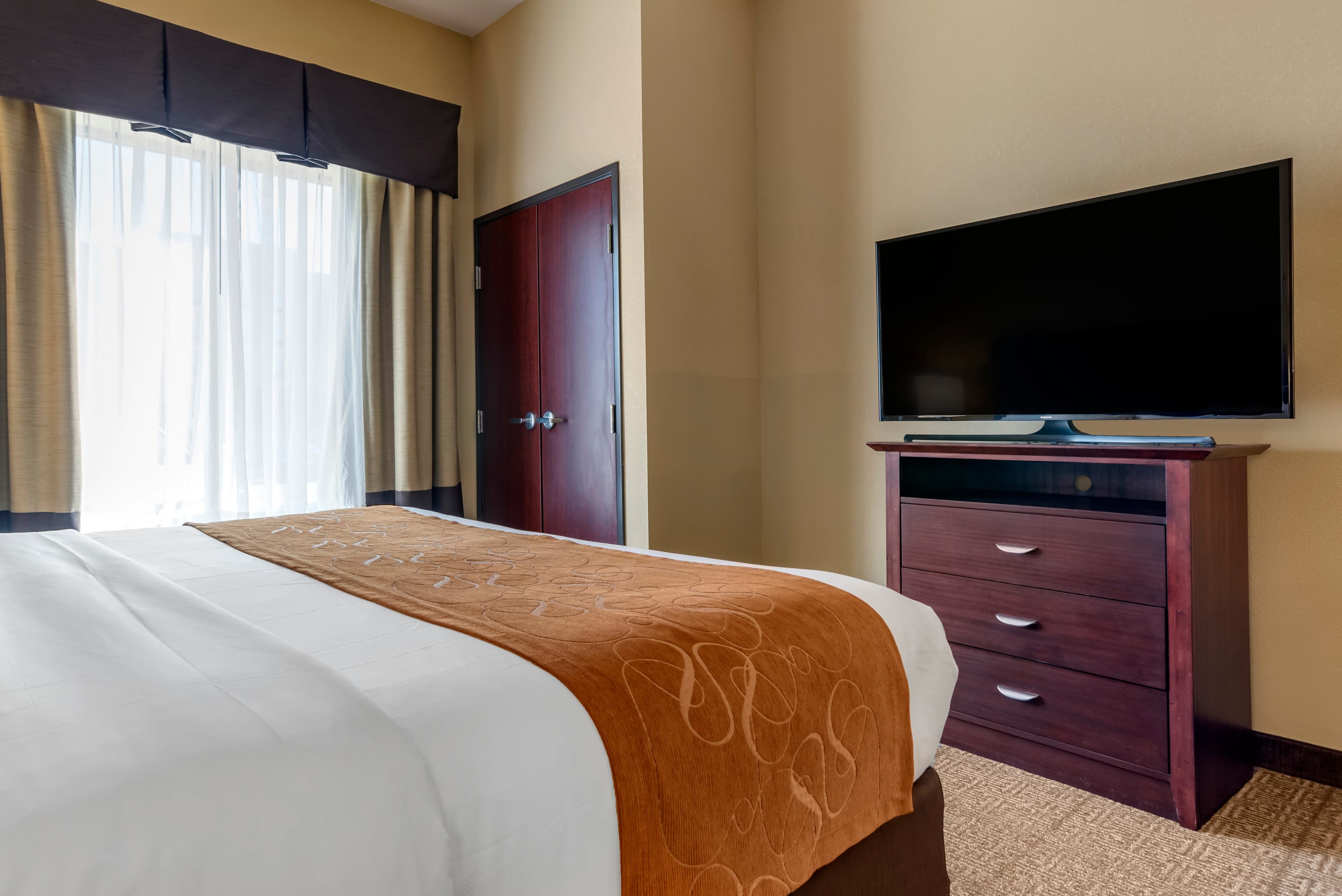 Comfort Suites Montgomery South — 7