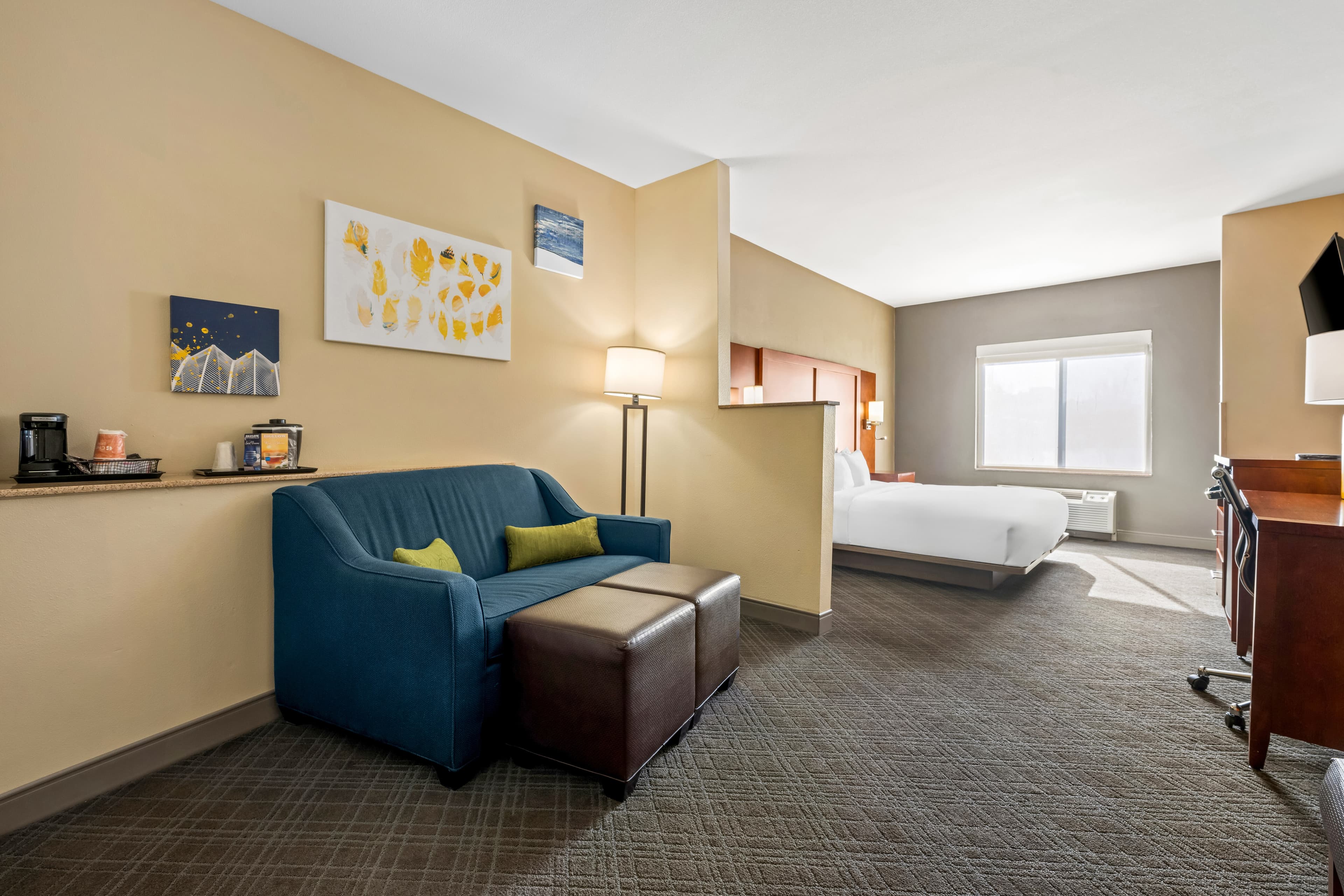 Comfort Suites Cullman I-65 Exit 310 — 6