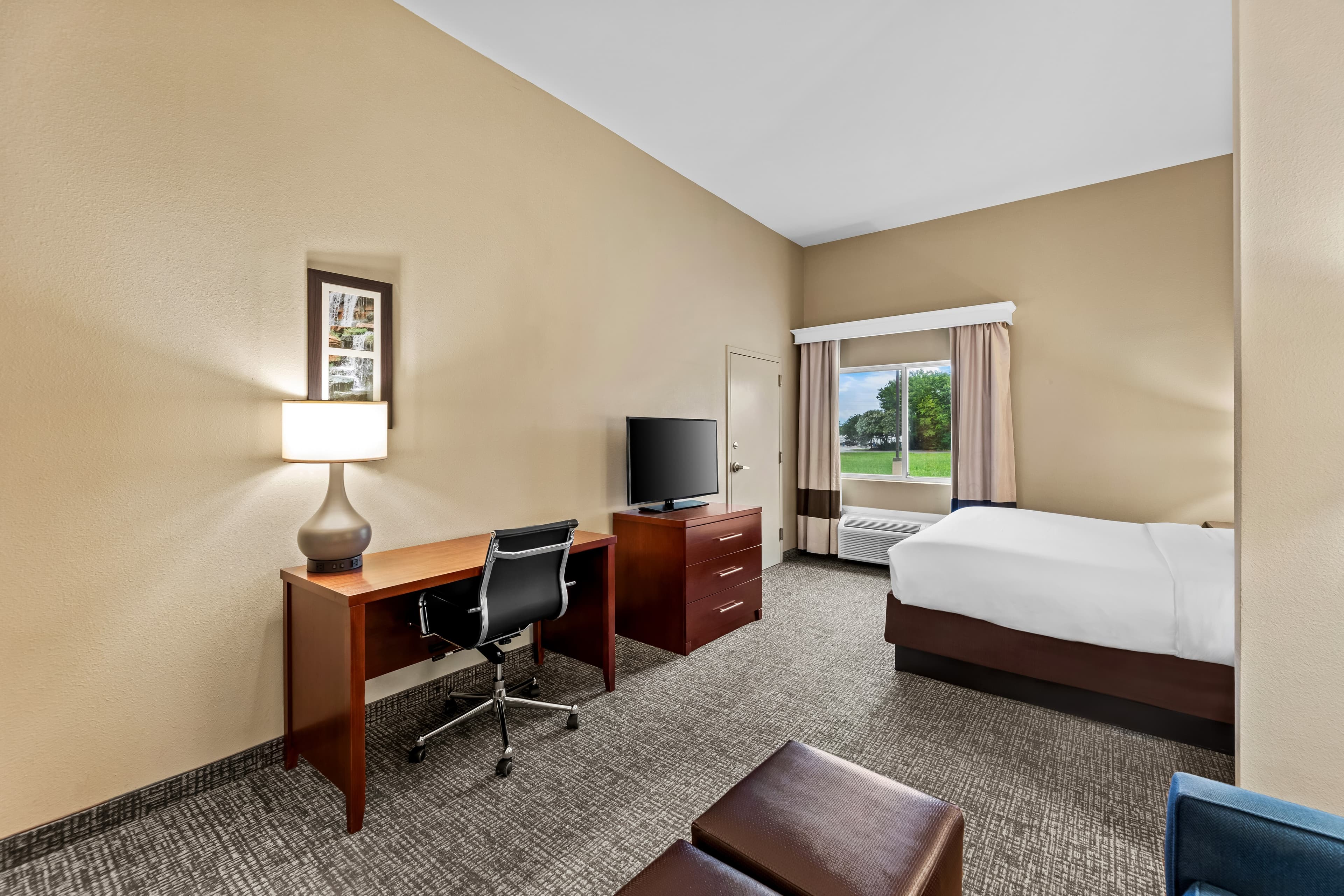 Comfort Inn & Suites Tuscumbia-Muscle Shoals — 16