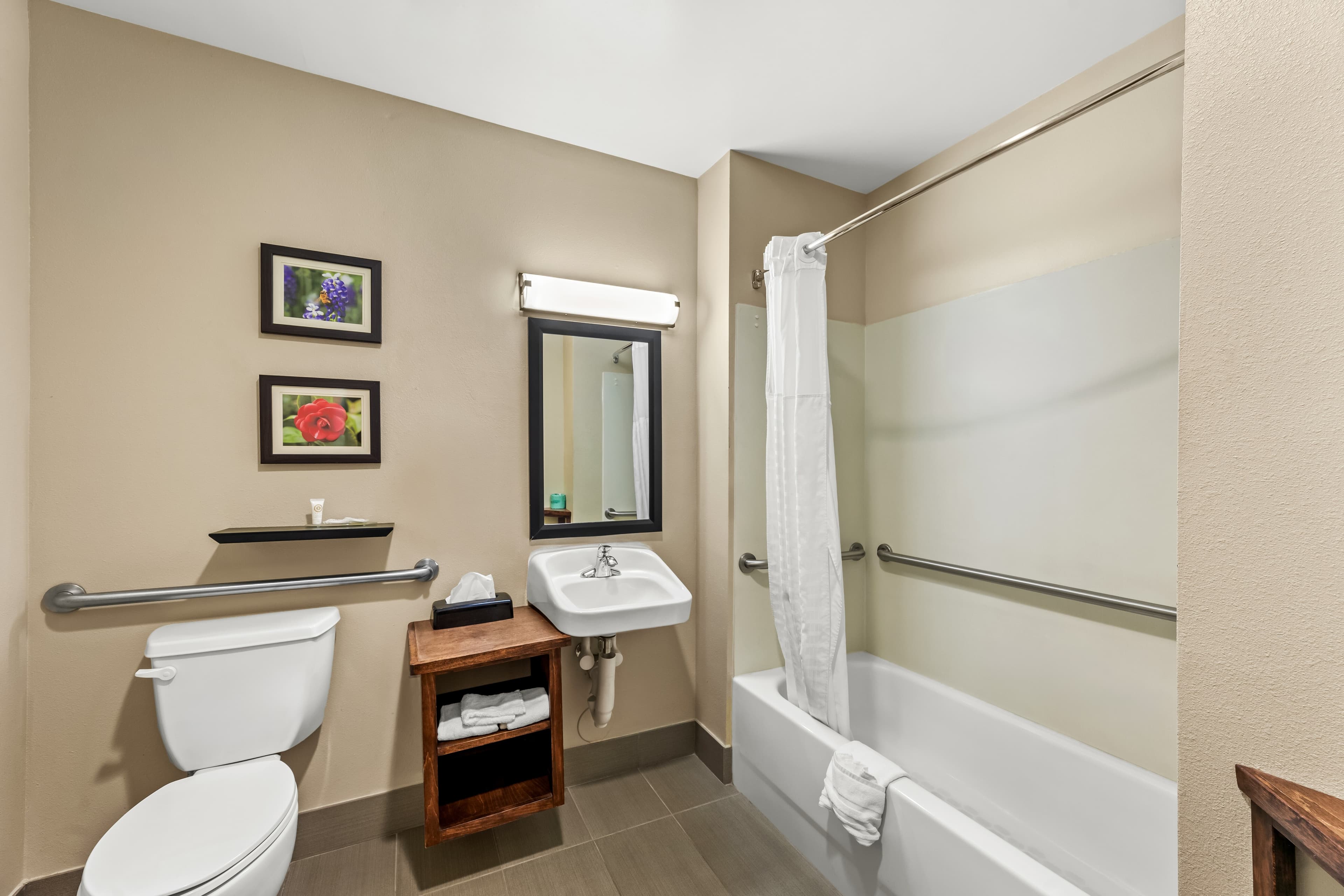Comfort Inn & Suites Tuscumbia-Muscle Shoals - Image 5