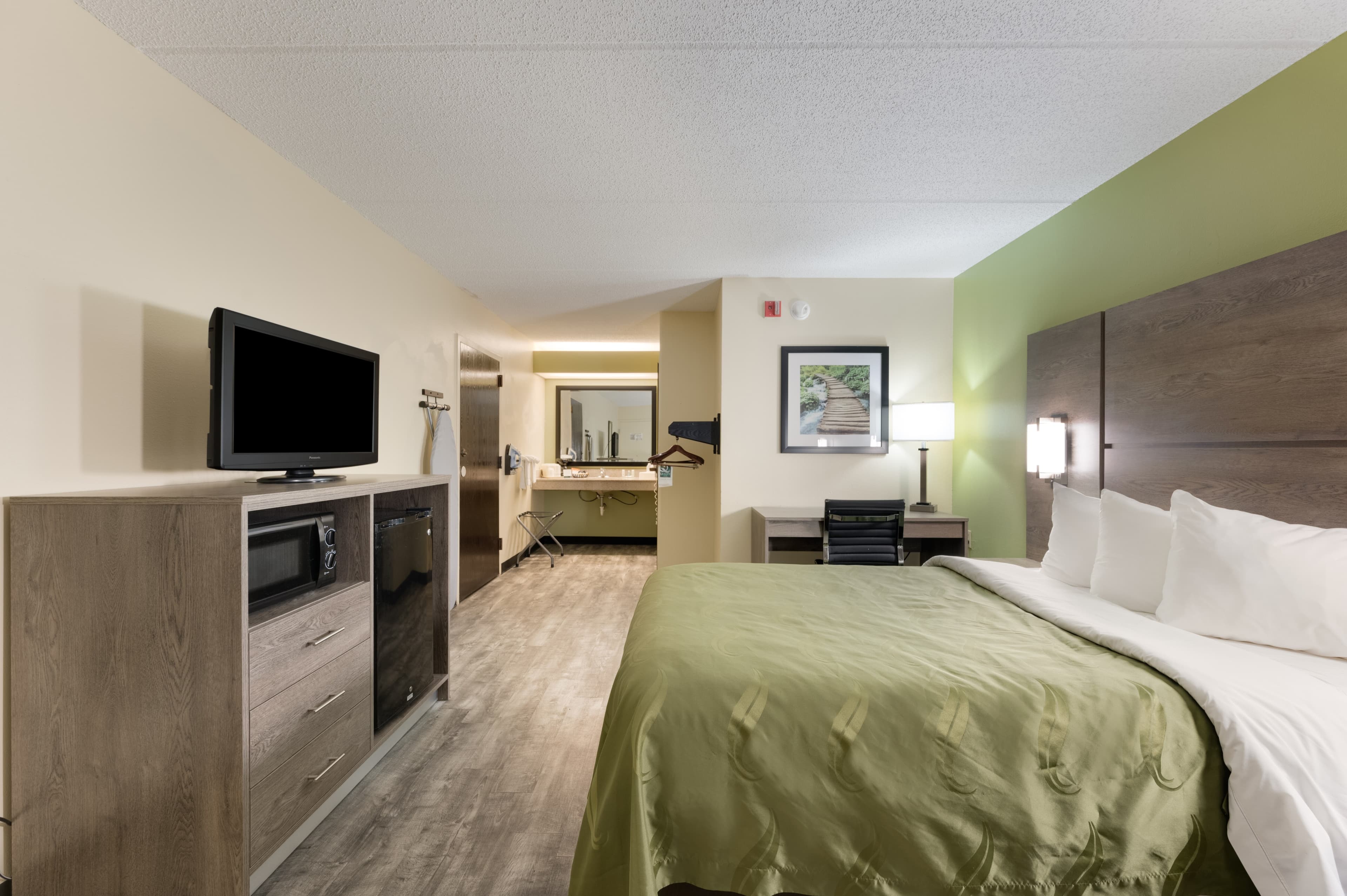 Quality Inn Airport - Southeast — 8