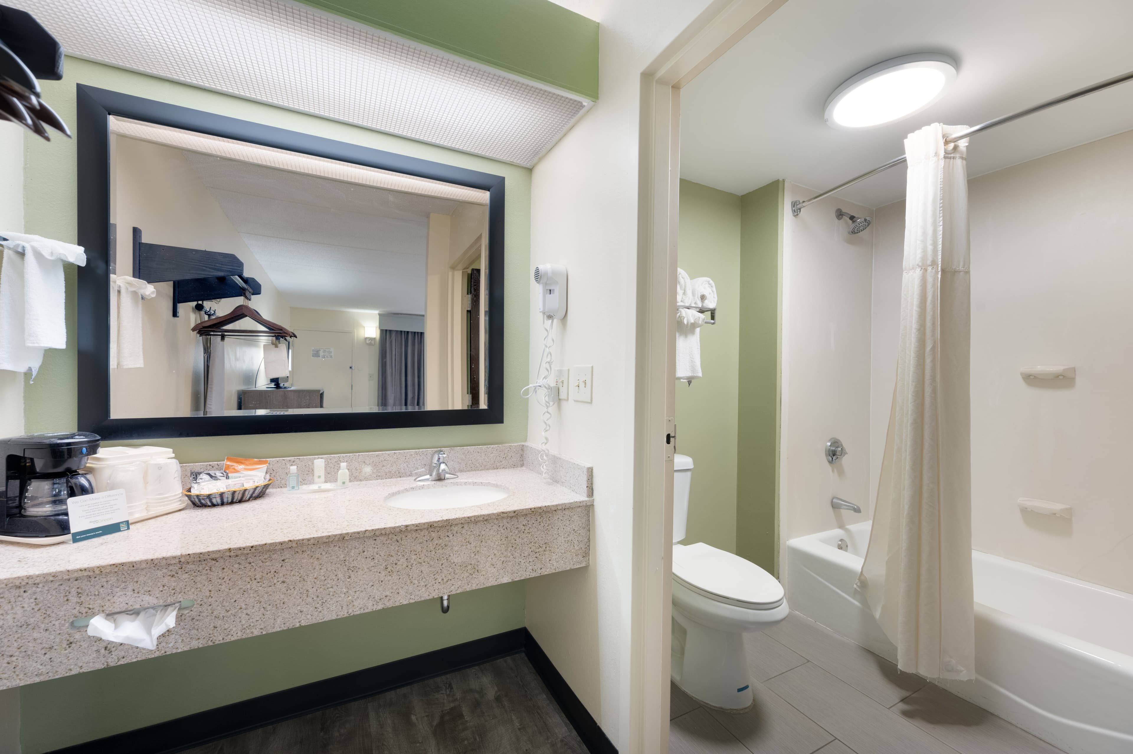 Quality Inn Airport - Southeast — 19
