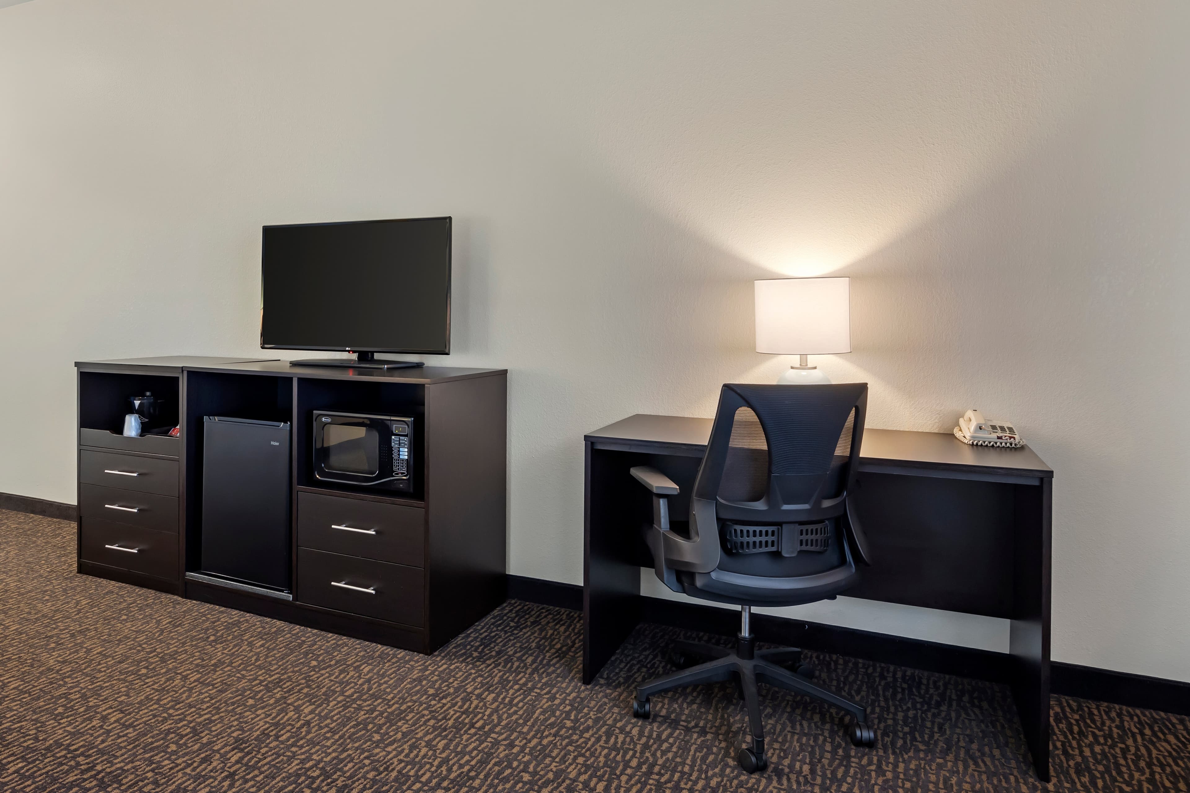 Sleep Inn & Suites Huntsville near U.S. Space & Rocket Center - Image 4