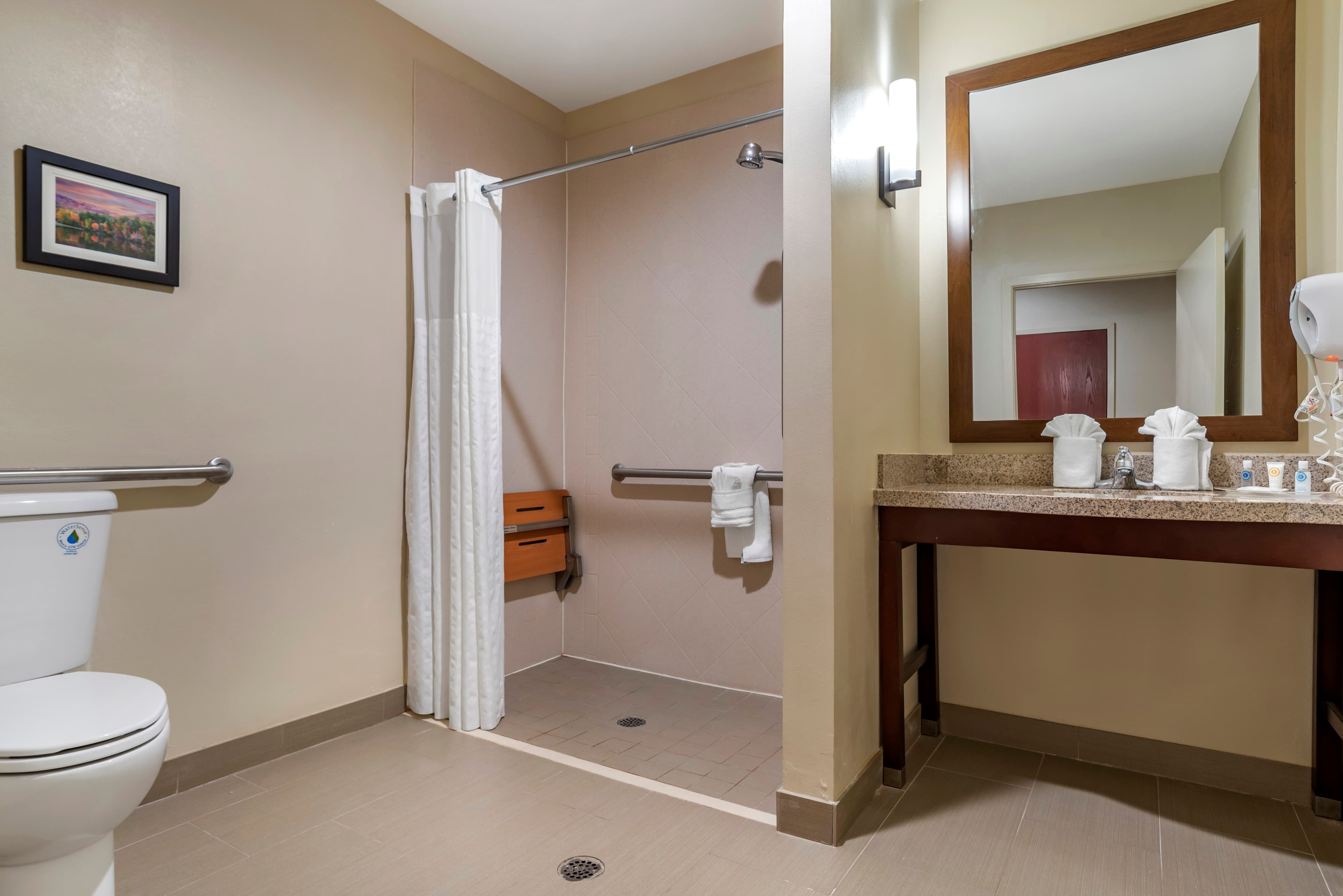 Comfort Suites Pell City near Logan Martin Lake — 8