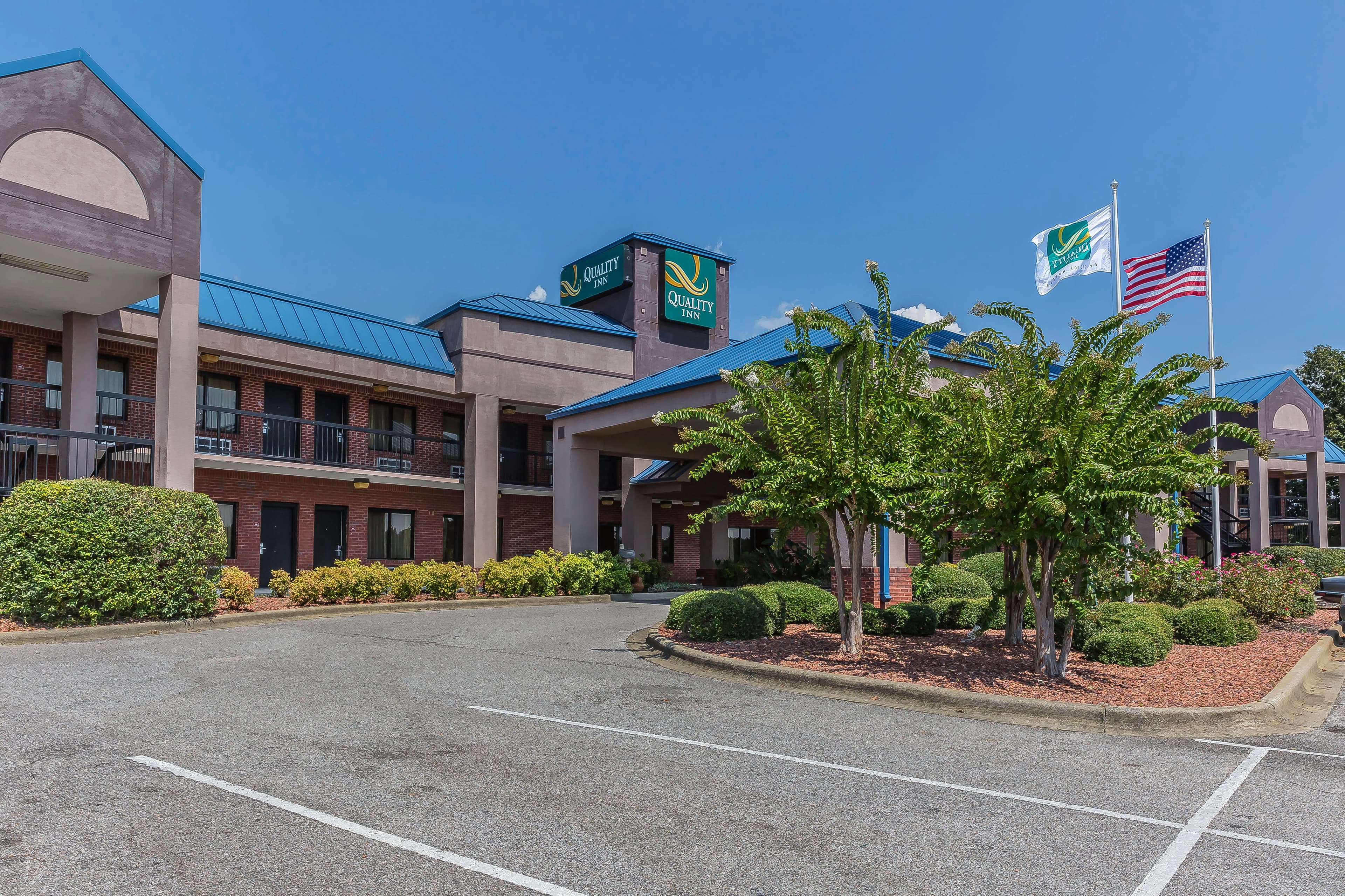 Quality Inn Calera I-65 exit 231 - Image 1