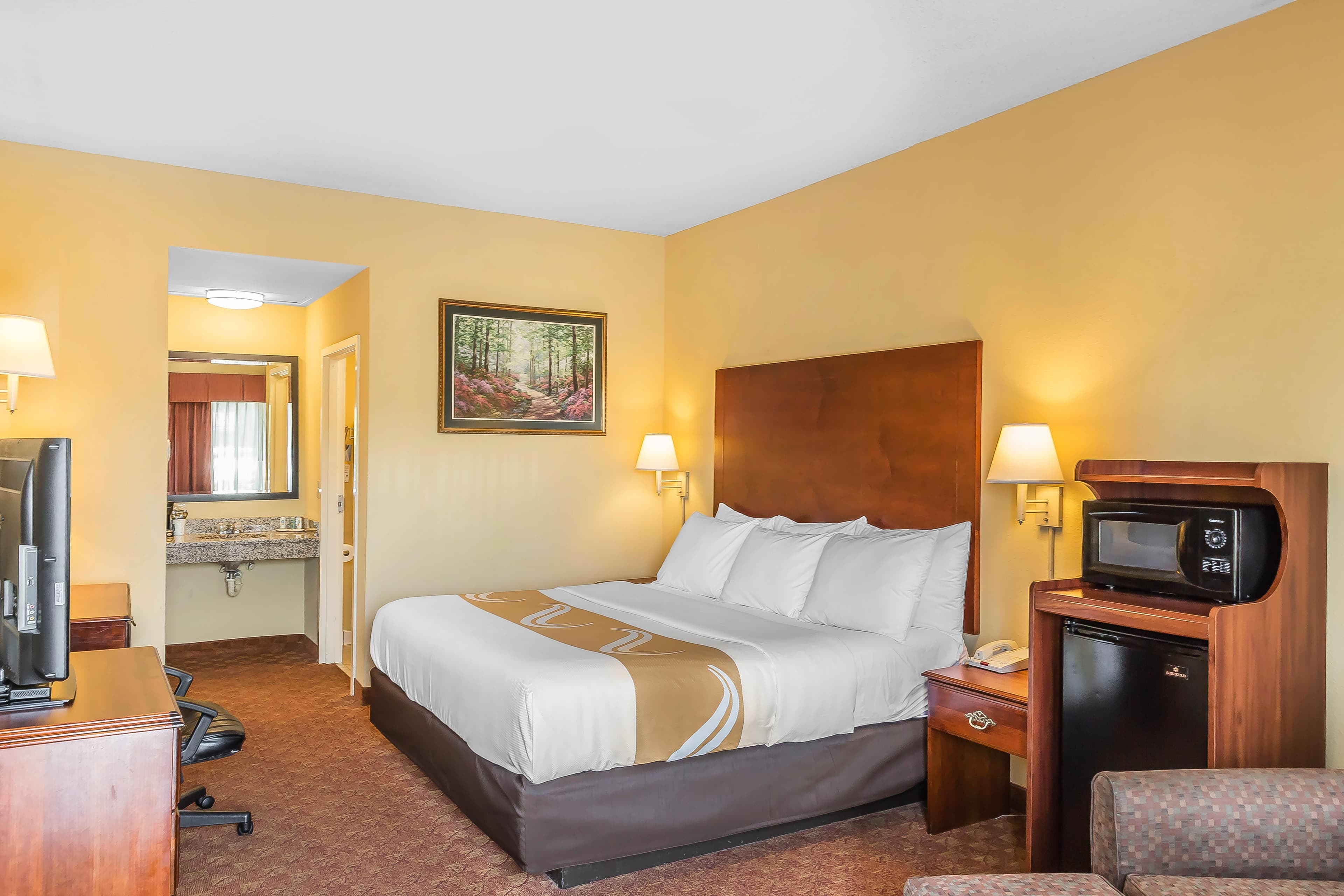 Quality Inn Calera I-65 exit 231 — 14