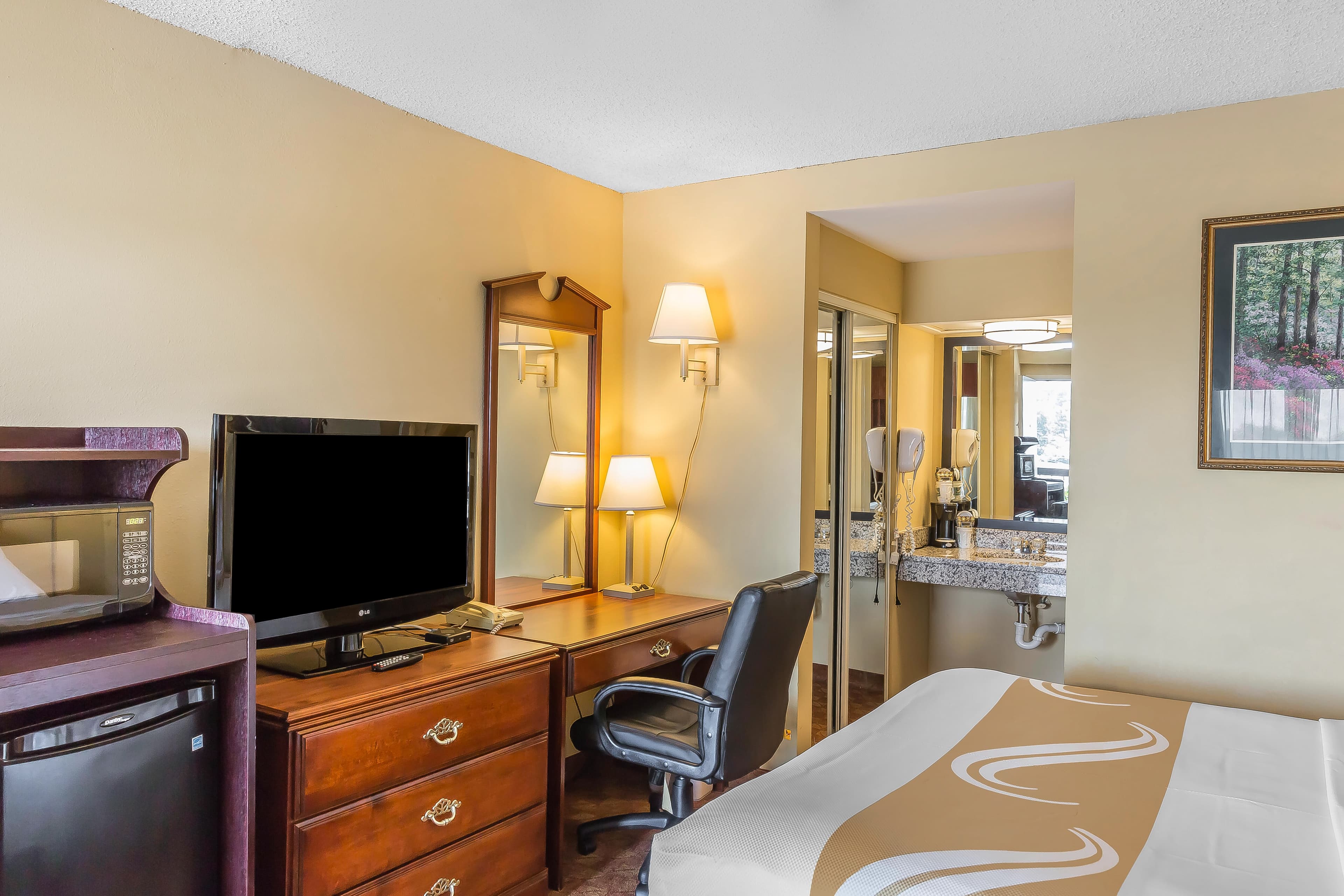Quality Inn Calera I-65 exit 231 — 9