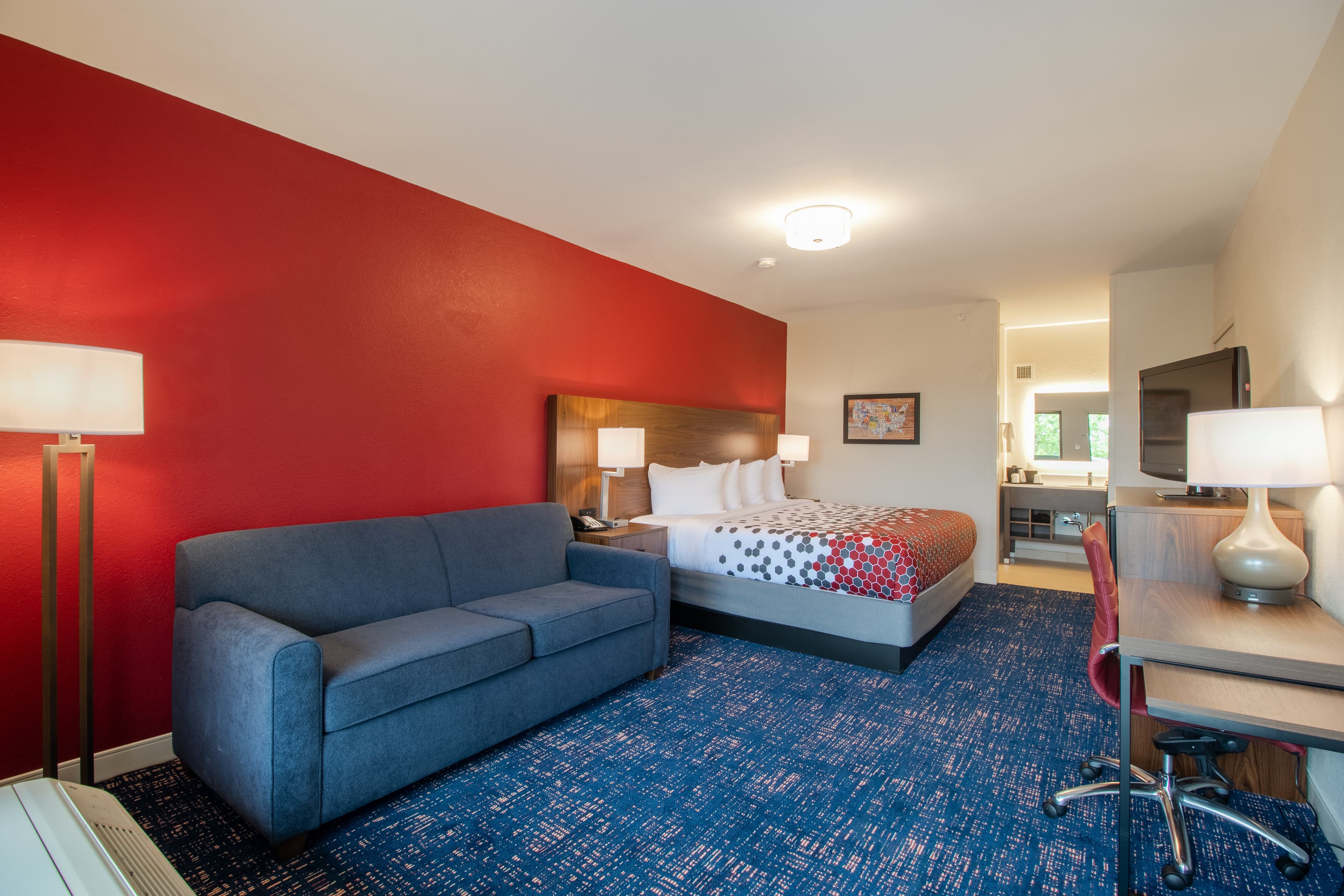 Econo Lodge Inn & Suites Foley-North Gulf Shores — 11