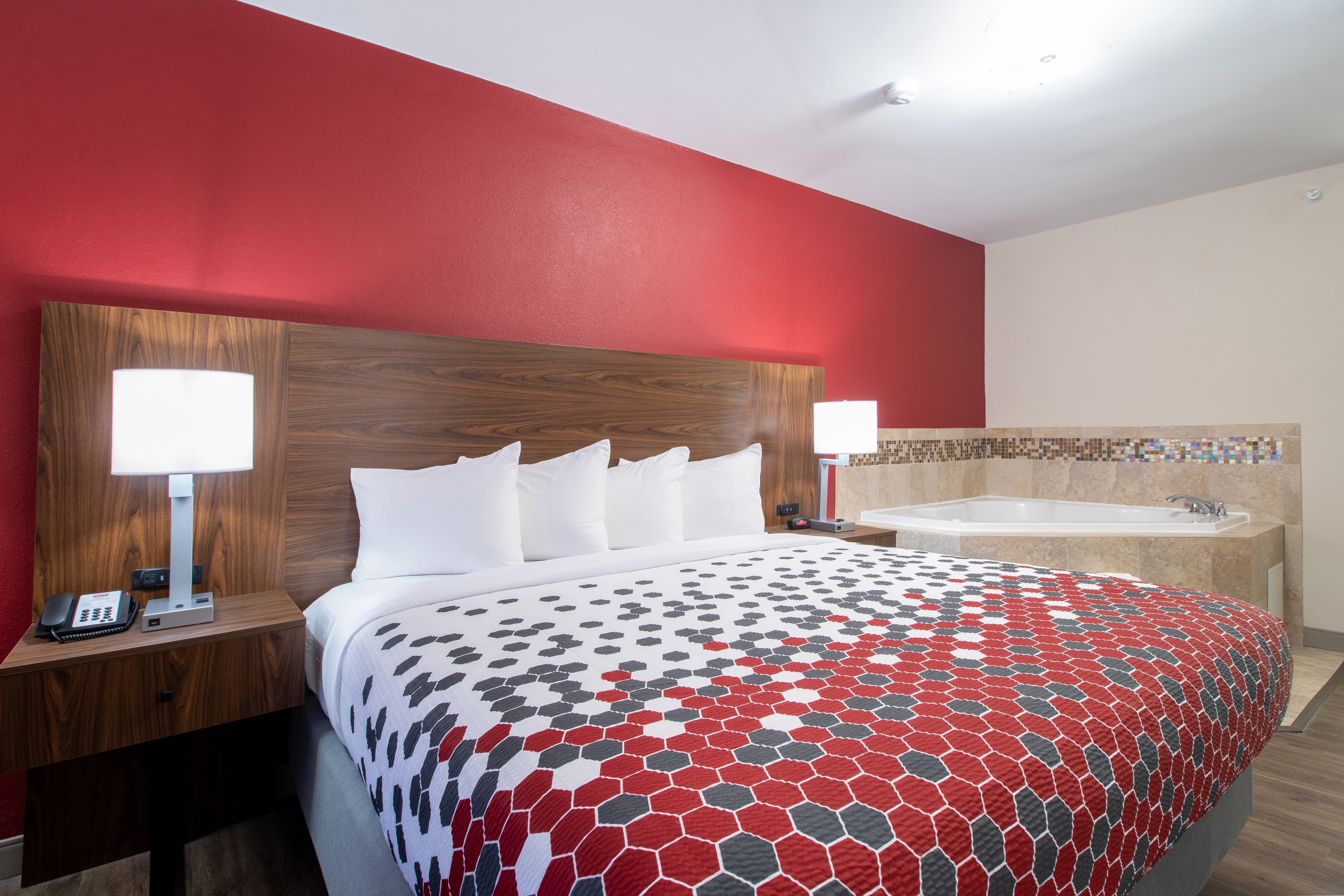 Econo Lodge Inn & Suites Foley-North Gulf Shores — 20