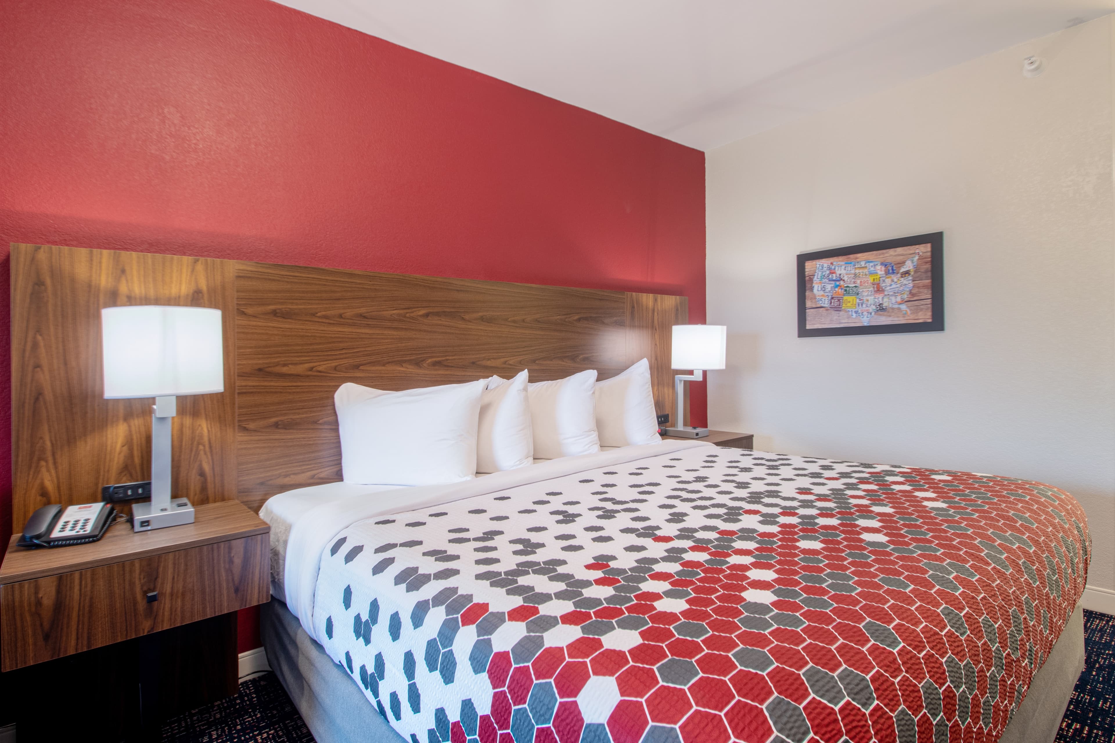 Econo Lodge Inn & Suites Foley-North Gulf Shores — 2