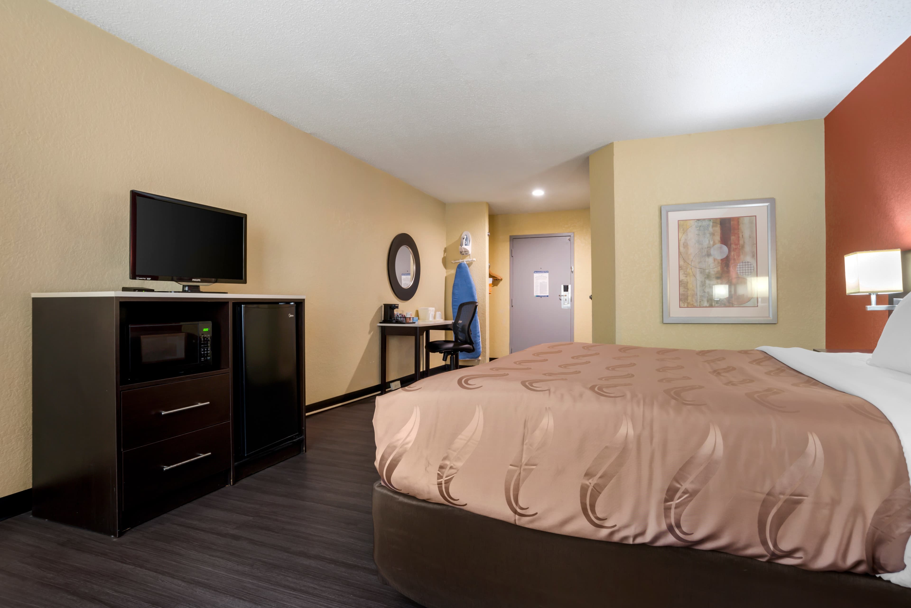 Quality Inn Phenix City Columbus - Image 4